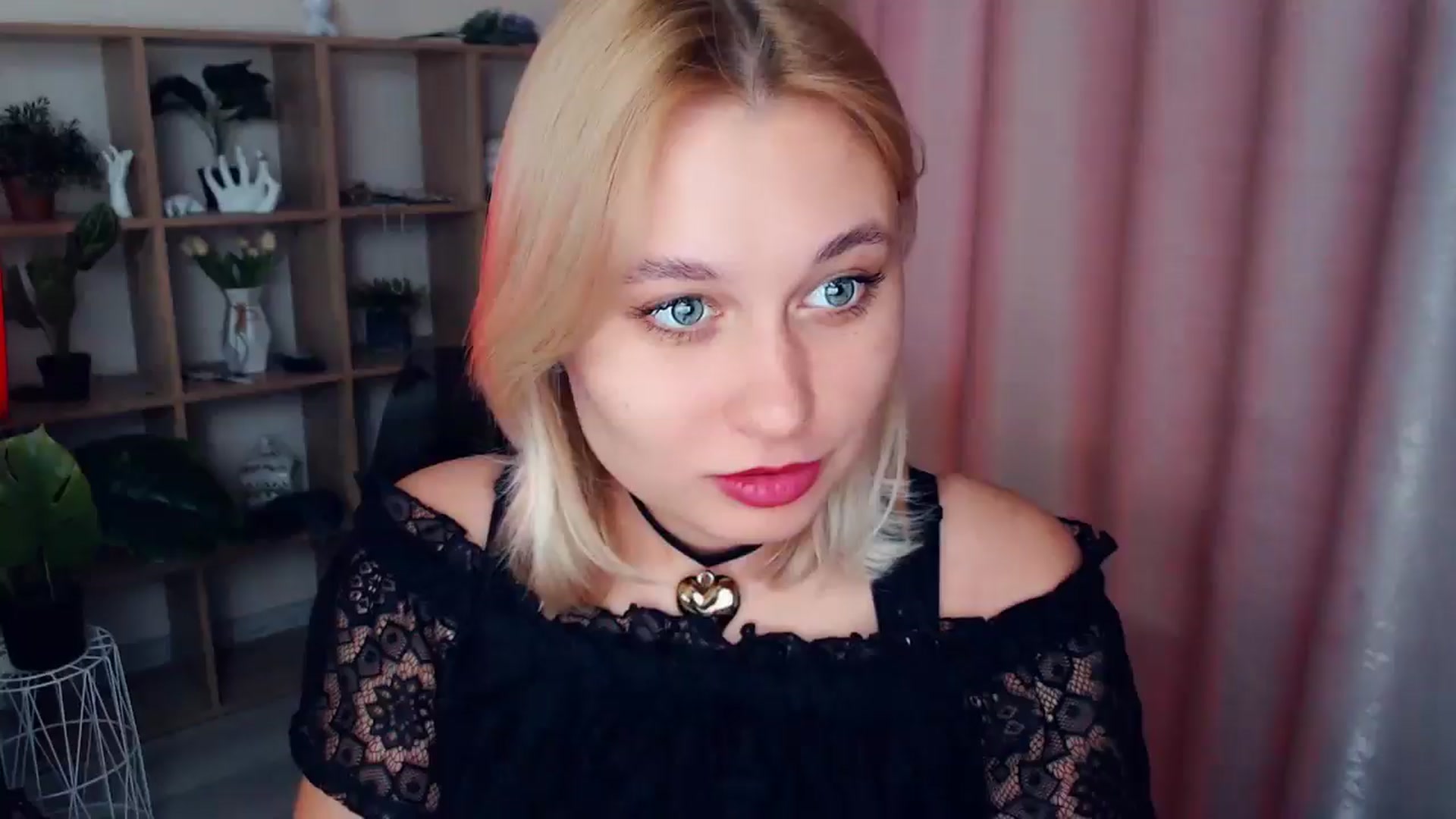 Gallery image thumbnail from Kukla_kolduna's myfreecams stream on, 02/14/2025, 15:15 image 5 of 20