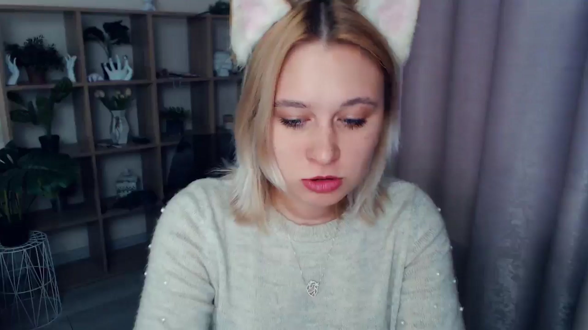 Gallery image thumbnail from Kukla_kolduna's myfreecams stream on, 02/15/2025, 15:15 image 11 of 20