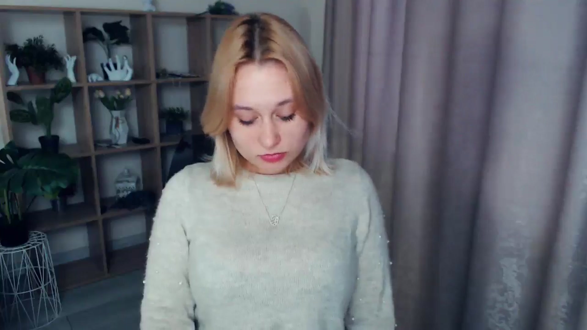 Gallery image thumbnail from Kukla_kolduna's myfreecams stream on, 02/15/2025, 15:15 image 16 of 20