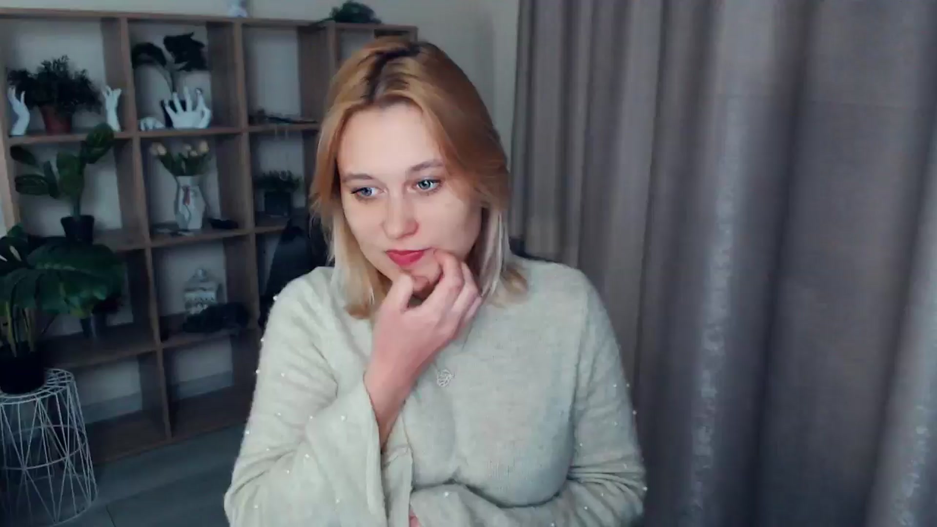 Gallery image thumbnail from Kukla_kolduna's myfreecams stream on, 02/15/2025, 16:00 image 20 of 20