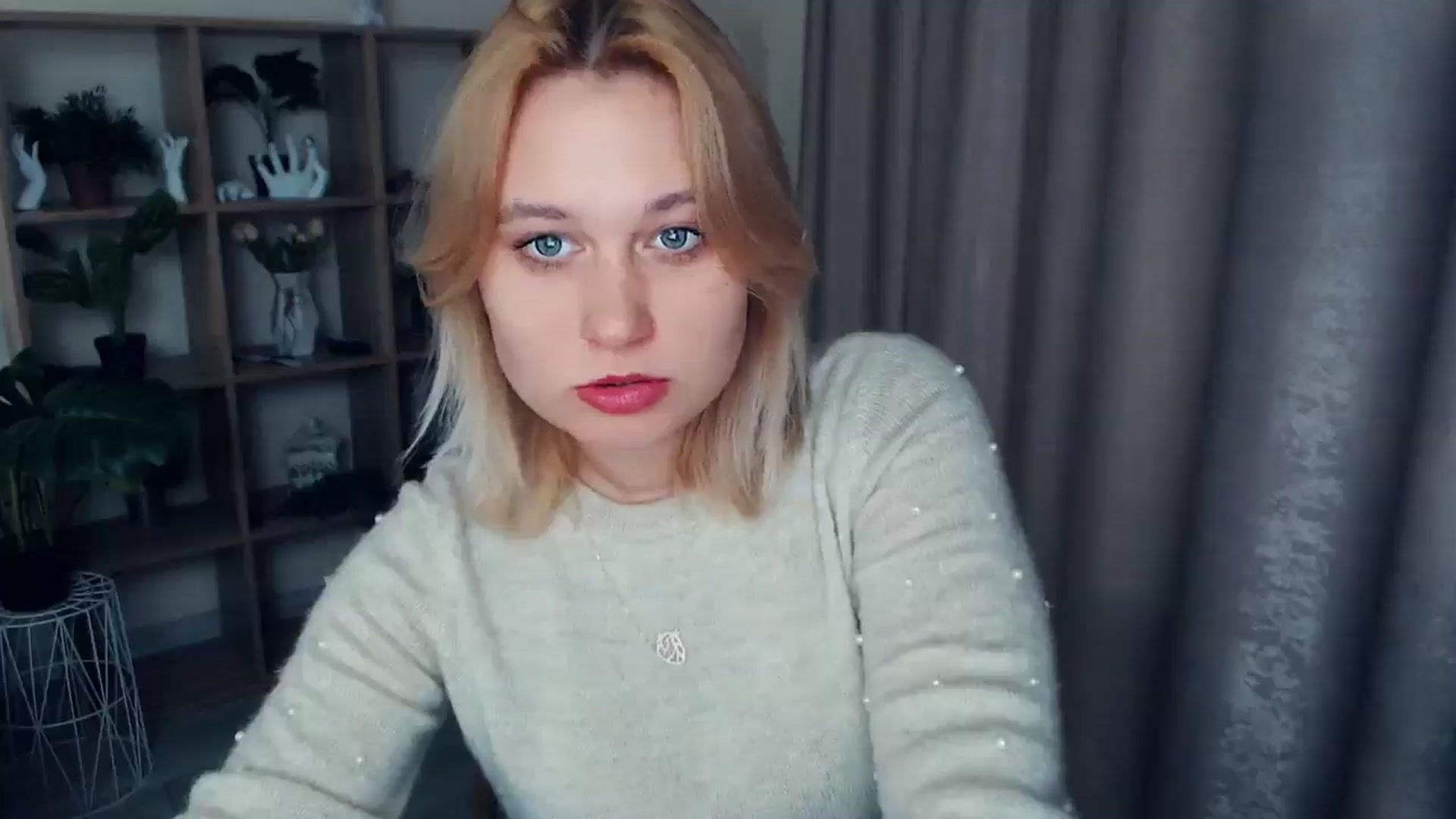 Gallery image thumbnail from Kukla_kolduna's myfreecams stream on, 02/15/2025, 16:00 image 6 of 20