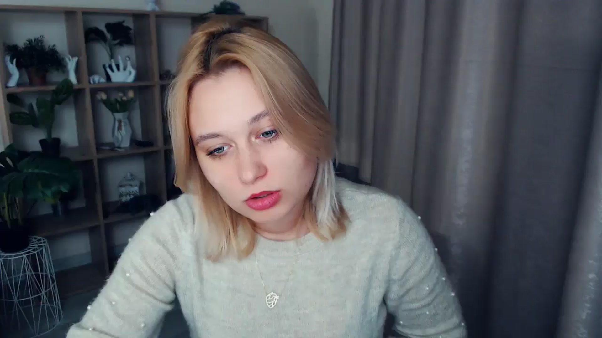 Gallery image thumbnail from Kukla_kolduna's myfreecams stream on, 02/15/2025, 16:00 image 19 of 20