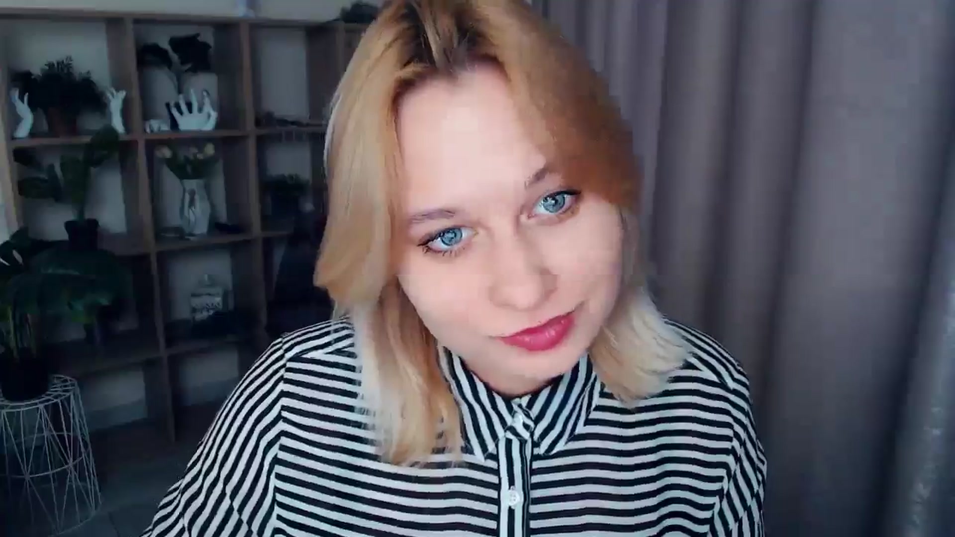 Gallery image thumbnail from Kukla_kolduna's myfreecams stream on, 02/21/2025, 15:41 image 15 of 20