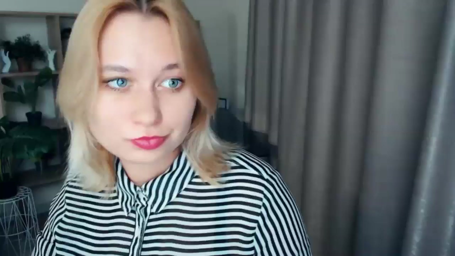 Gallery image thumbnail from Kukla_kolduna's myfreecams stream on, 02/21/2025, 18:46 image 1 of 20