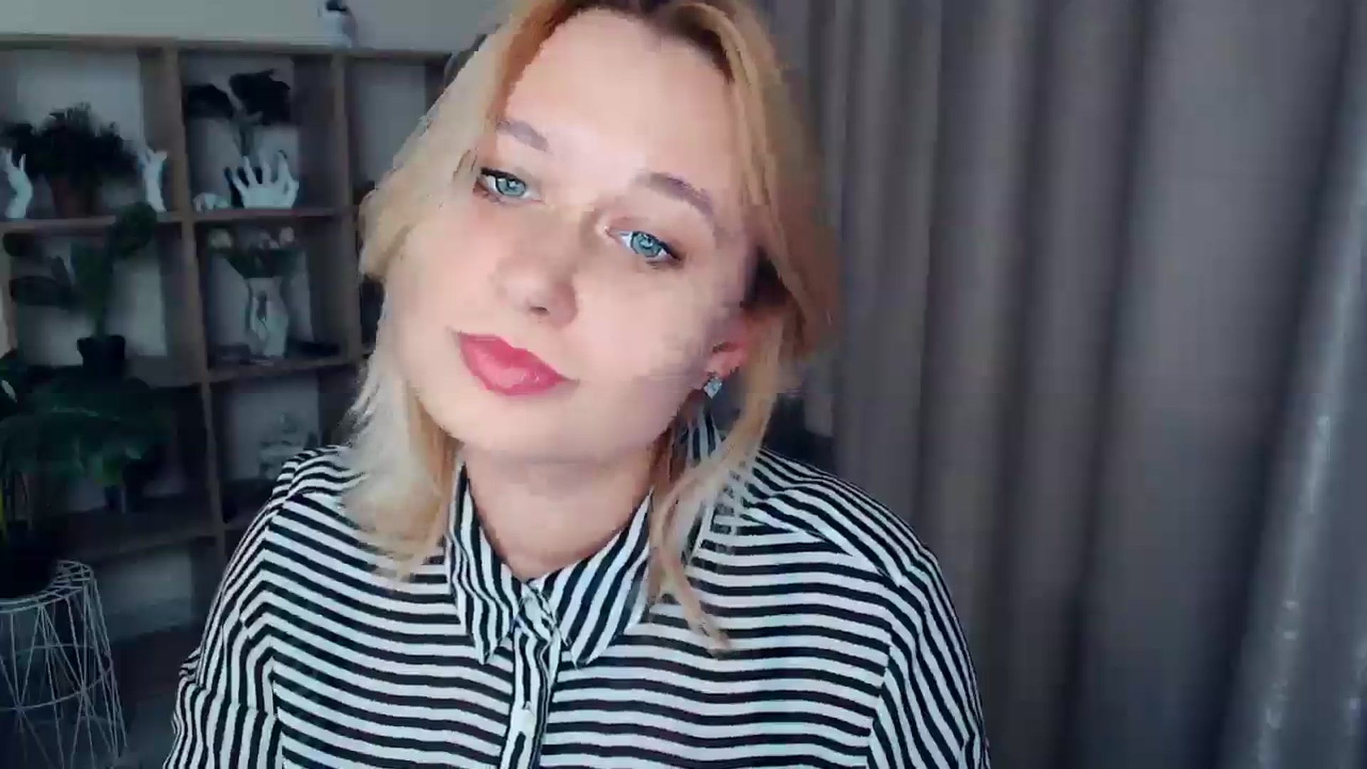 Gallery image thumbnail from Kukla_kolduna's myfreecams stream on, 02/21/2025, 18:46 image 17 of 20