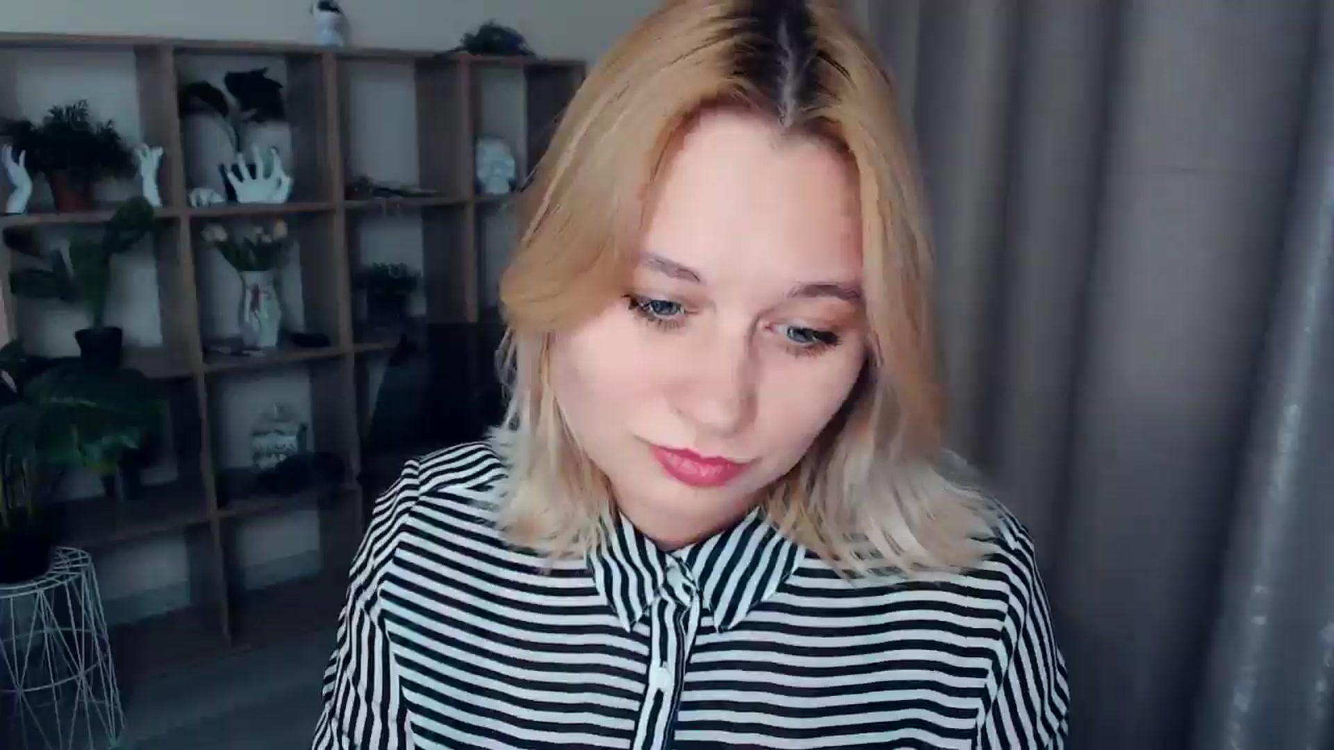 Gallery image thumbnail from Kukla_kolduna's myfreecams stream on, 02/21/2025, 18:46 image 20 of 20