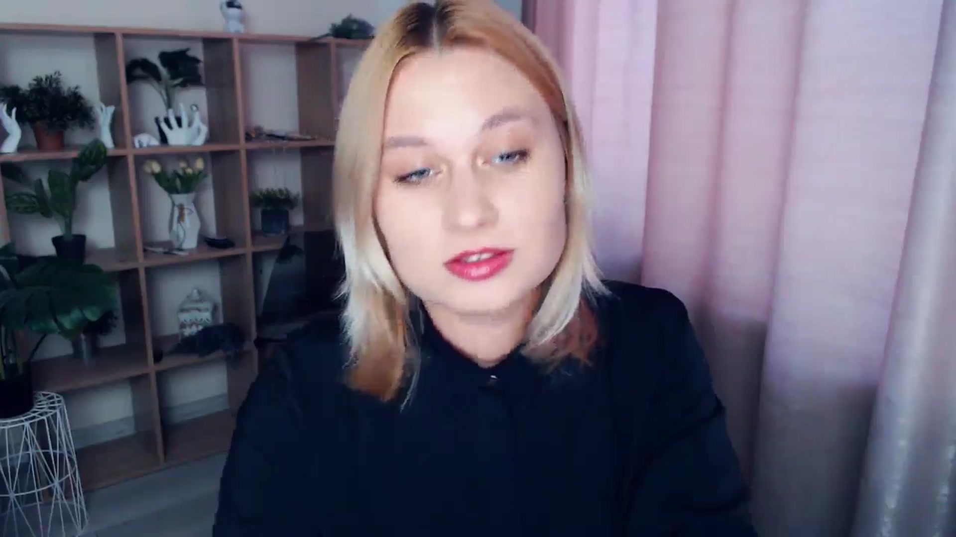 Gallery image thumbnail from Kukla_kolduna's myfreecams stream on, 02/22/2025, 15:36 image 3 of 20