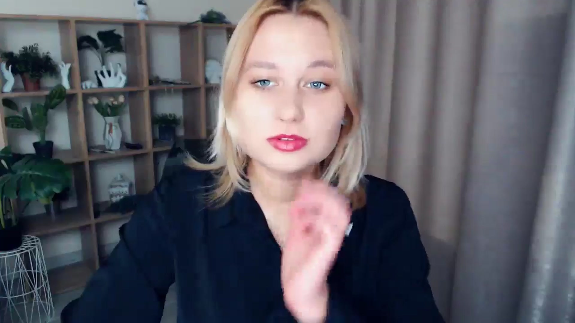 Gallery image thumbnail from Kukla_kolduna's myfreecams stream on, 02/22/2025, 16:21 image 12 of 20
