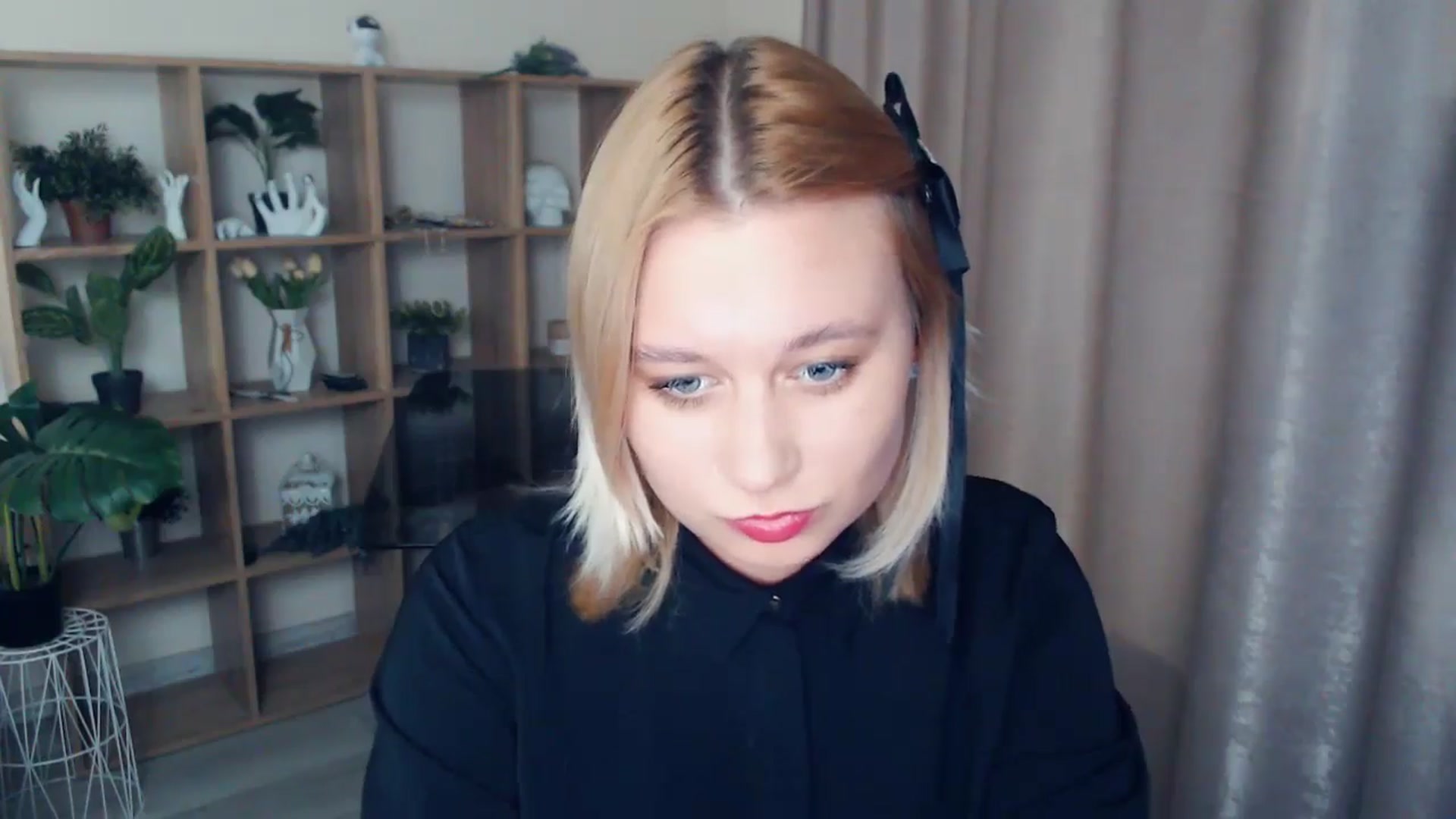 Gallery image thumbnail from Kukla_kolduna's myfreecams stream on, 02/22/2025, 18:59 image 9 of 20