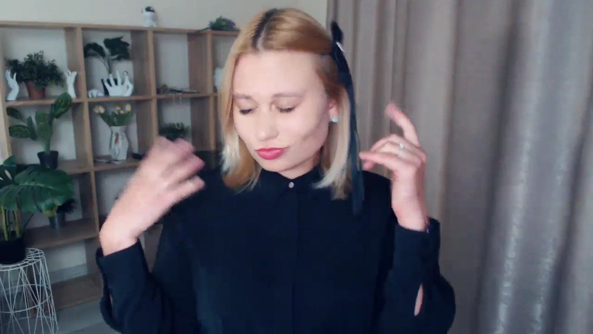 Gallery image thumbnail from Kukla_kolduna's myfreecams stream on, 02/22/2025, 18:59 image 4 of 20