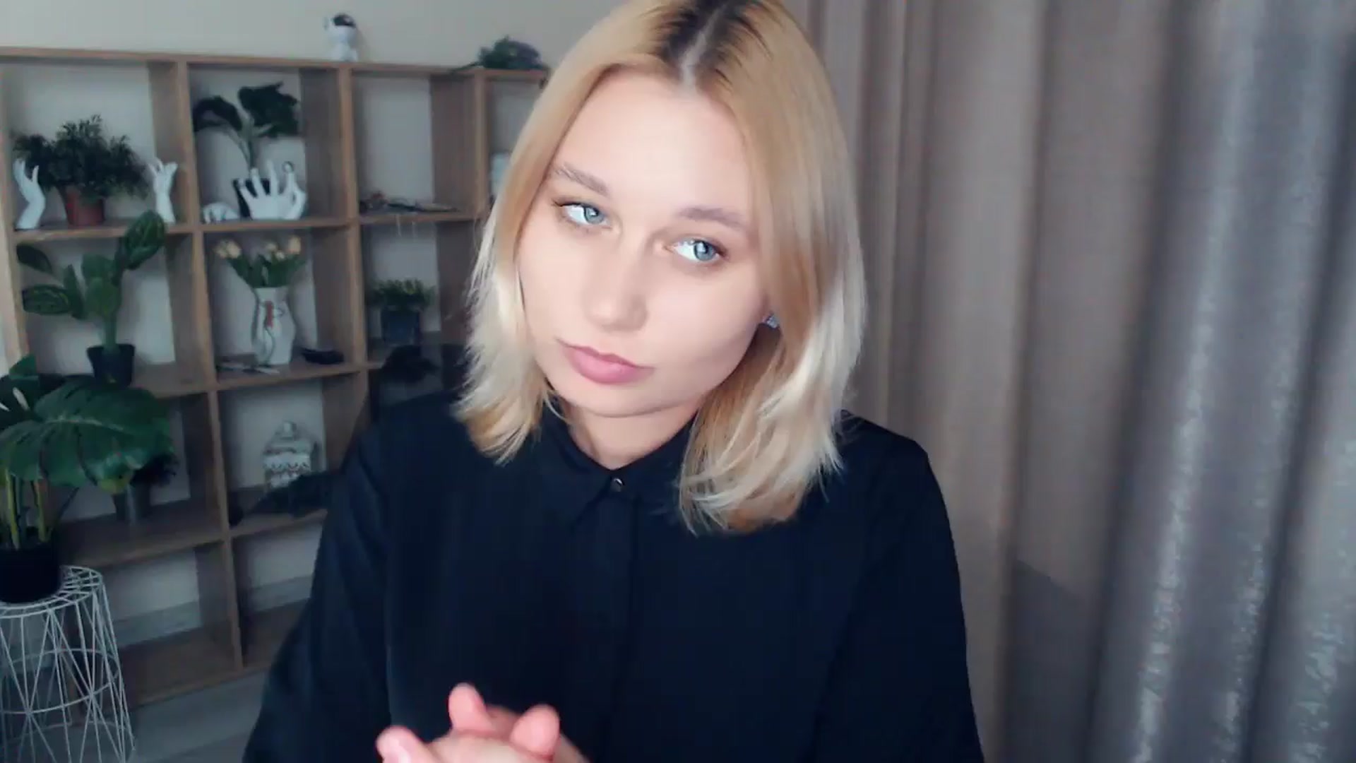 Gallery image thumbnail from Kukla_kolduna's myfreecams stream on, 02/22/2025, 18:59 image 1 of 20