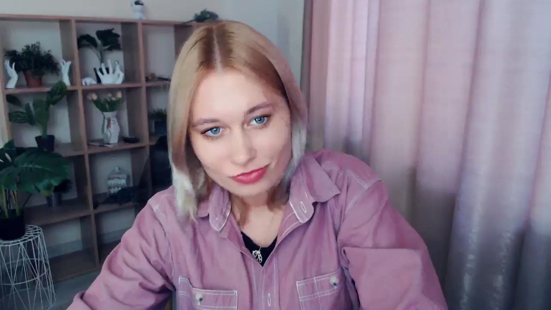Gallery image thumbnail from Kukla_kolduna's myfreecams stream on, 02/23/2025, 14:48 image 11 of 20