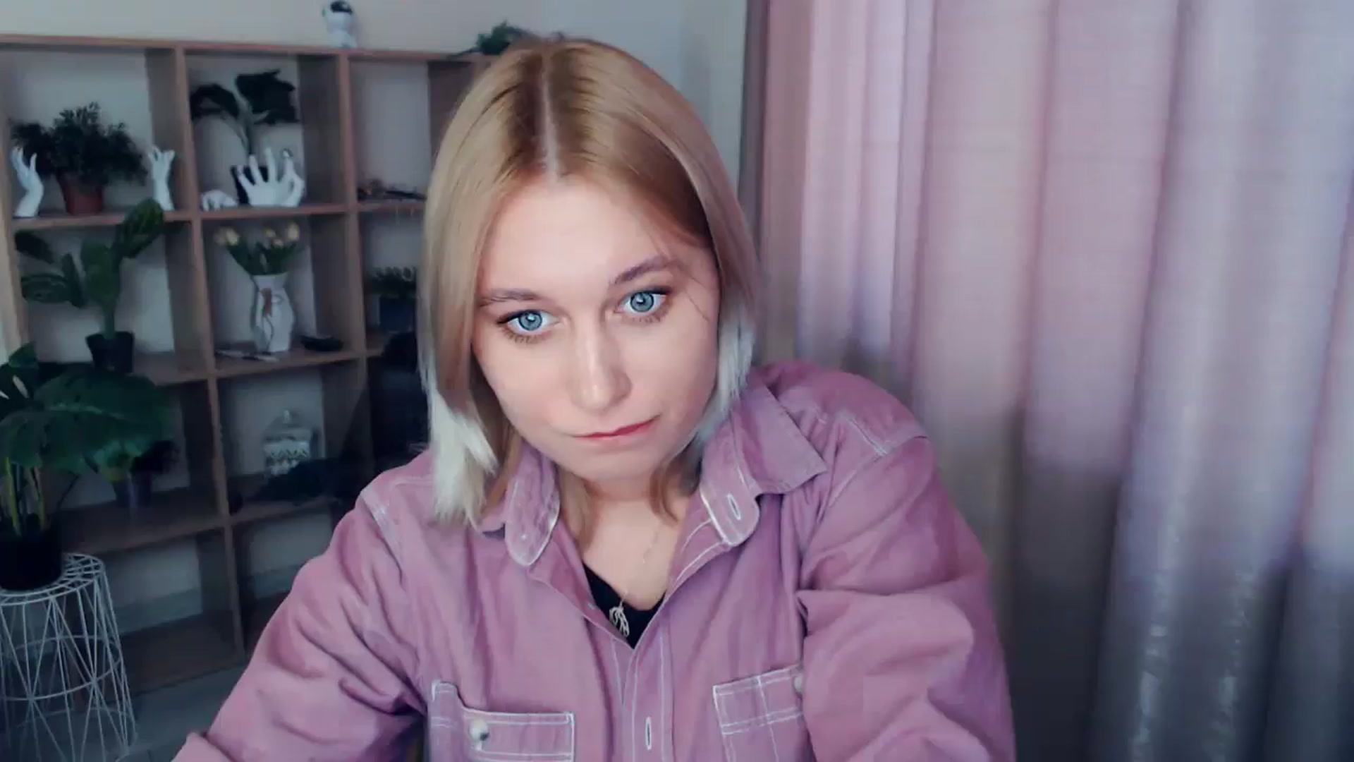 Gallery image thumbnail from Kukla_kolduna's myfreecams stream on, 02/23/2025, 14:48 image 14 of 20