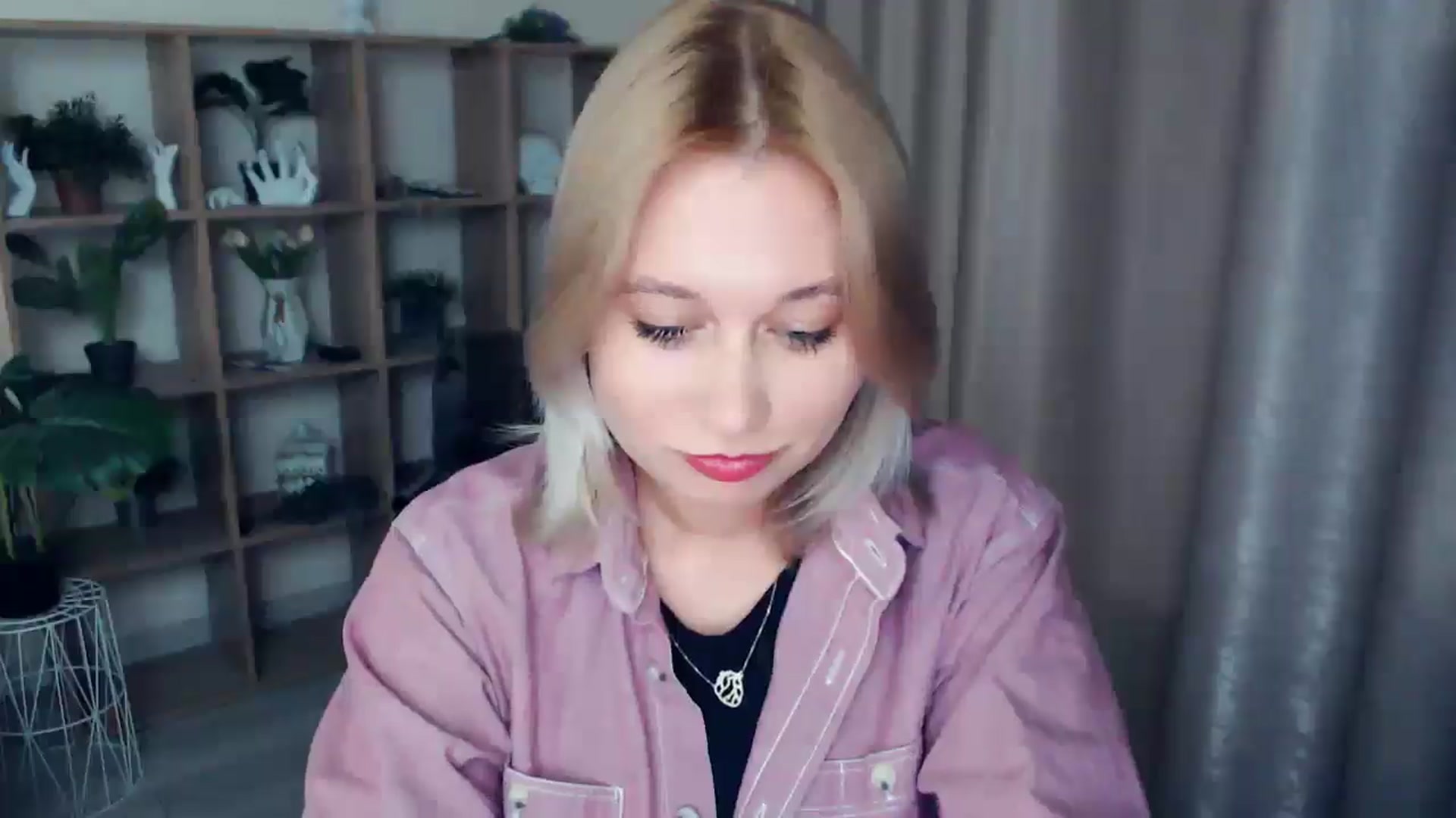 Gallery image thumbnail from Kukla_kolduna's myfreecams stream on, 02/23/2025, 16:53 image 10 of 20