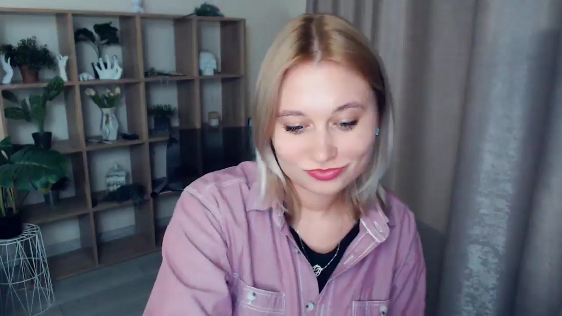 Gallery image thumbnail from Kukla_kolduna's myfreecams stream on, 02/23/2025, 18:00 image 8 of 20