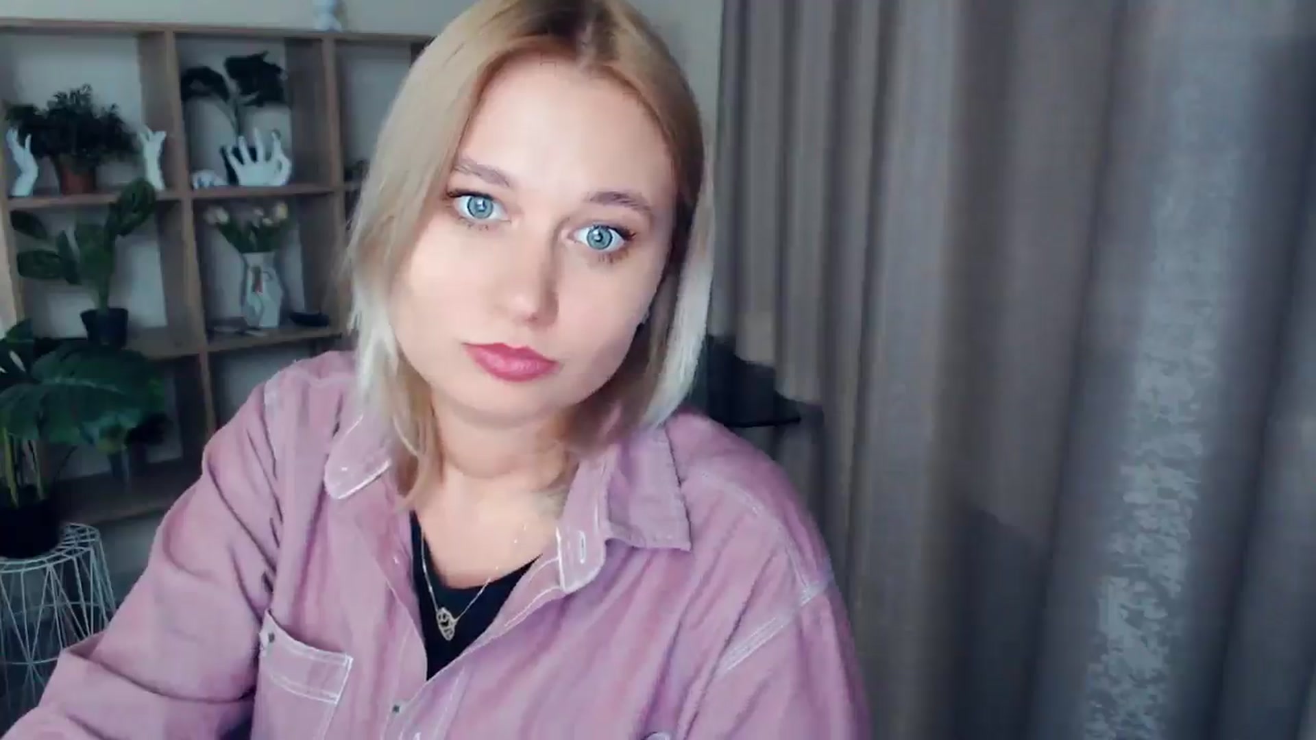 Gallery image thumbnail from Kukla_kolduna's myfreecams stream on, 02/23/2025, 18:00 image 18 of 20