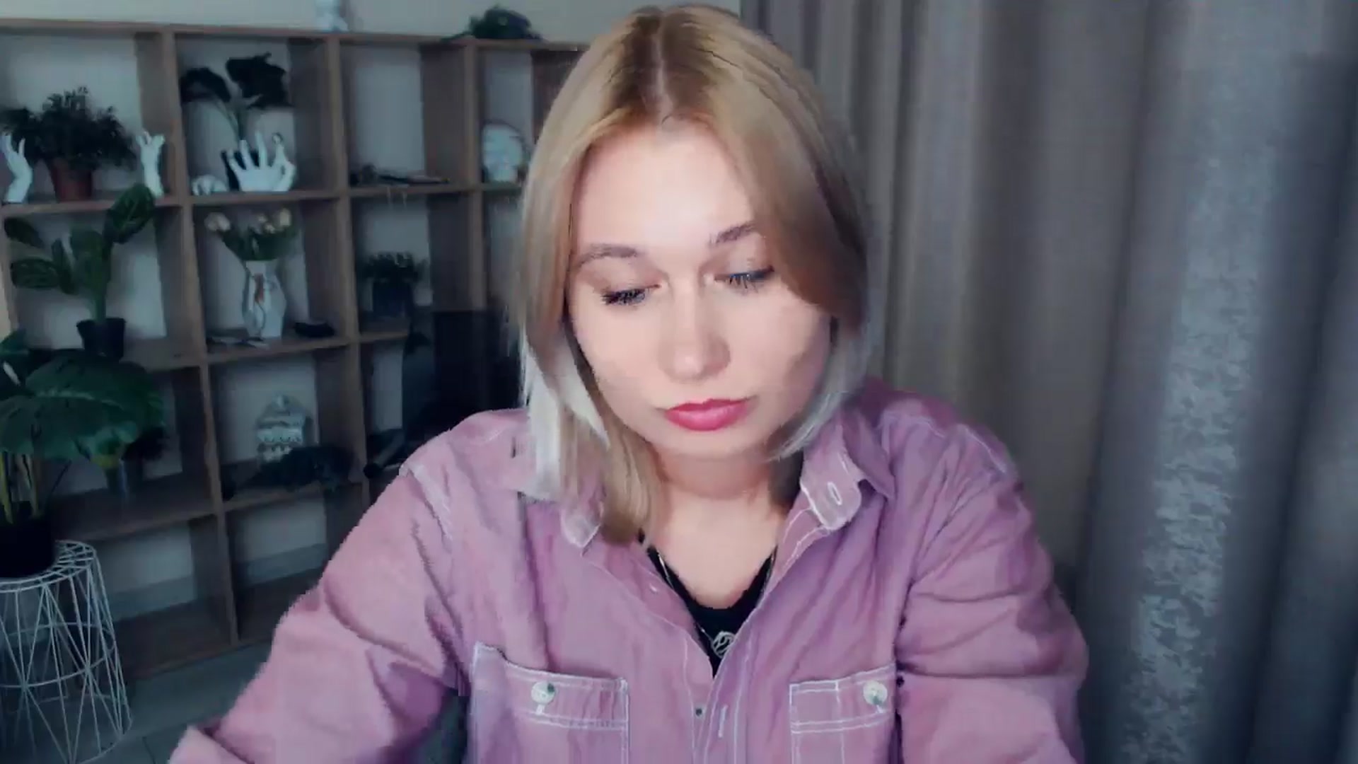 Gallery image thumbnail from Kukla_kolduna's myfreecams stream on, 02/23/2025, 18:00 image 15 of 20