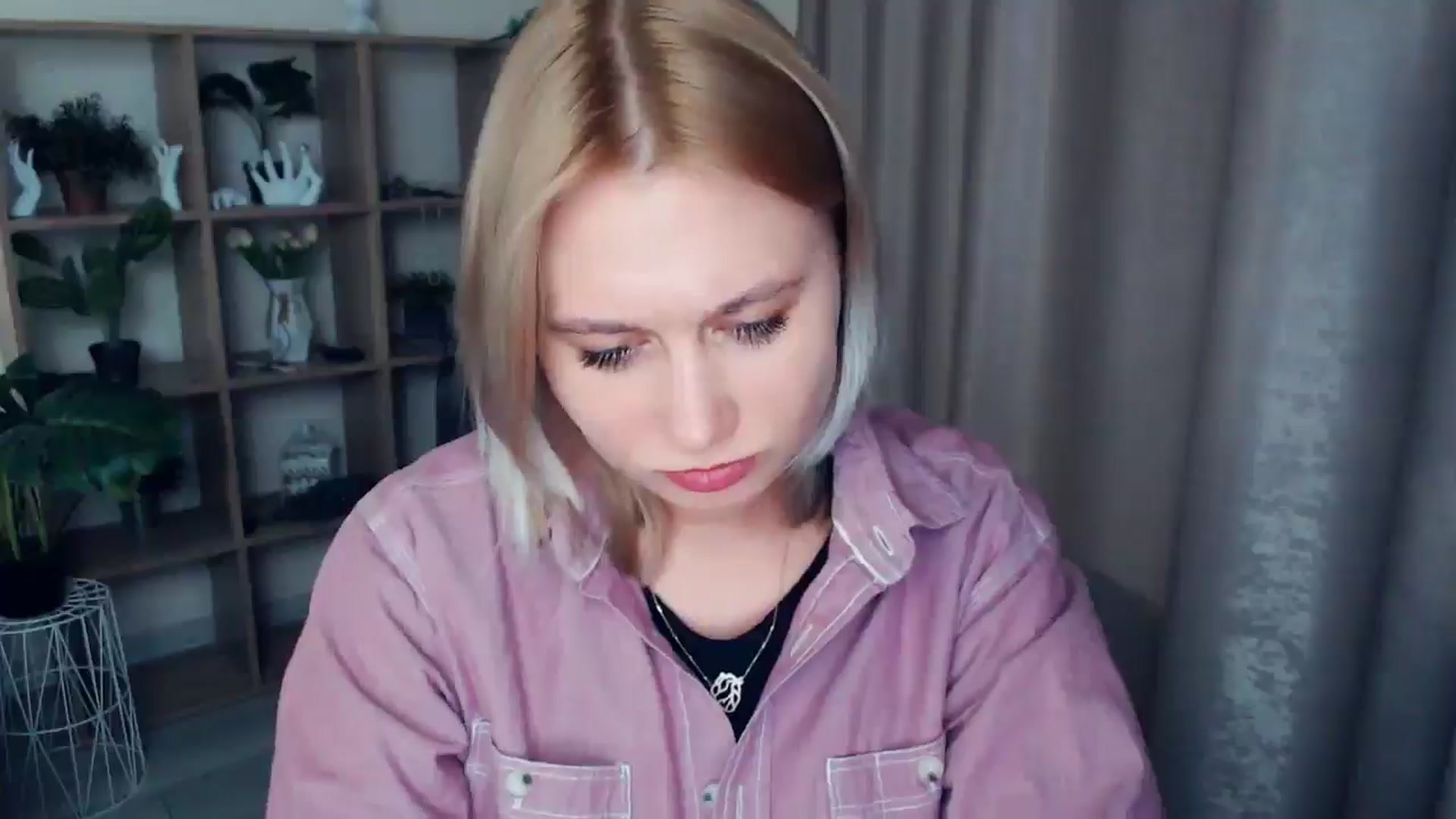 Gallery image thumbnail from Kukla_kolduna's myfreecams stream on, 02/23/2025, 18:00 image 19 of 20