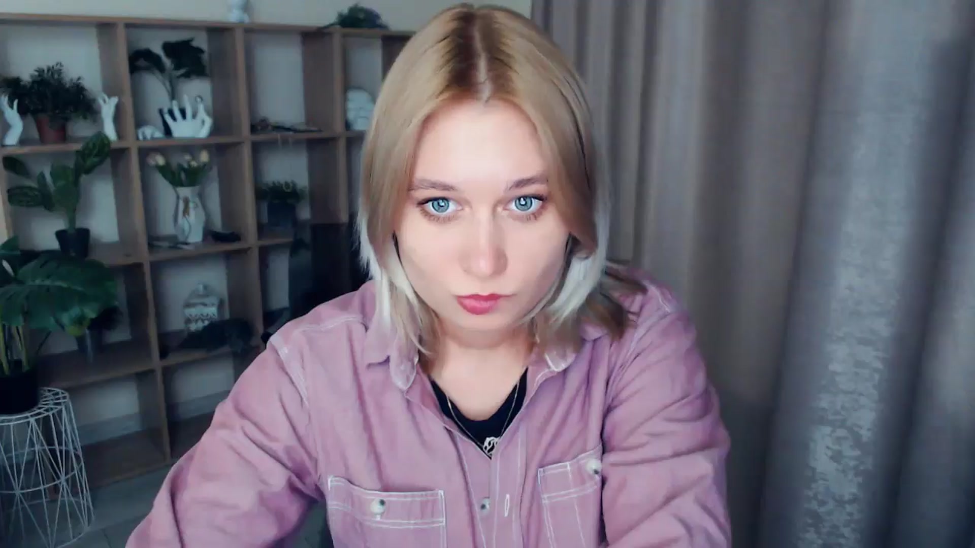 Gallery image thumbnail from Kukla_kolduna's myfreecams stream on, 02/23/2025, 18:00 image 10 of 20