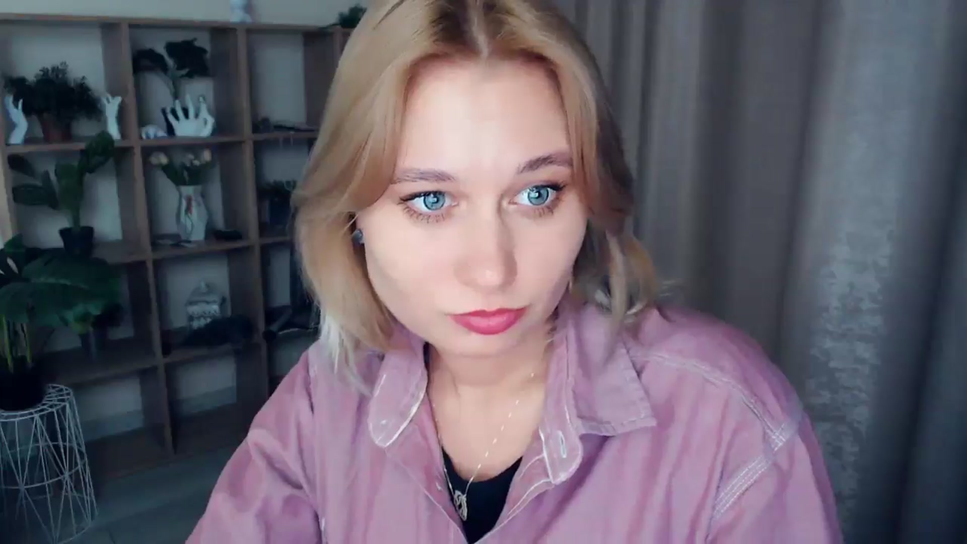 Gallery image thumbnail from Kukla_kolduna's myfreecams stream on, 02/23/2025, 18:50 image 7 of 20