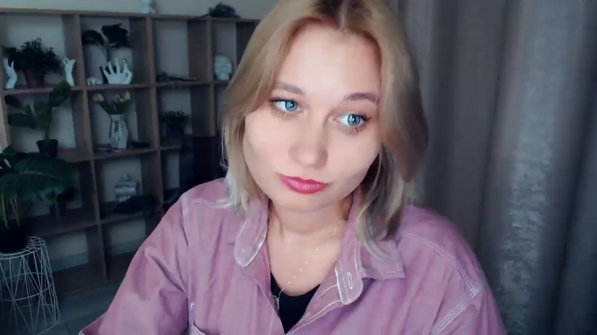 Gallery image thumbnail from Kukla_kolduna's myfreecams stream on, 02/23/2025, 18:50 image 12 of 20