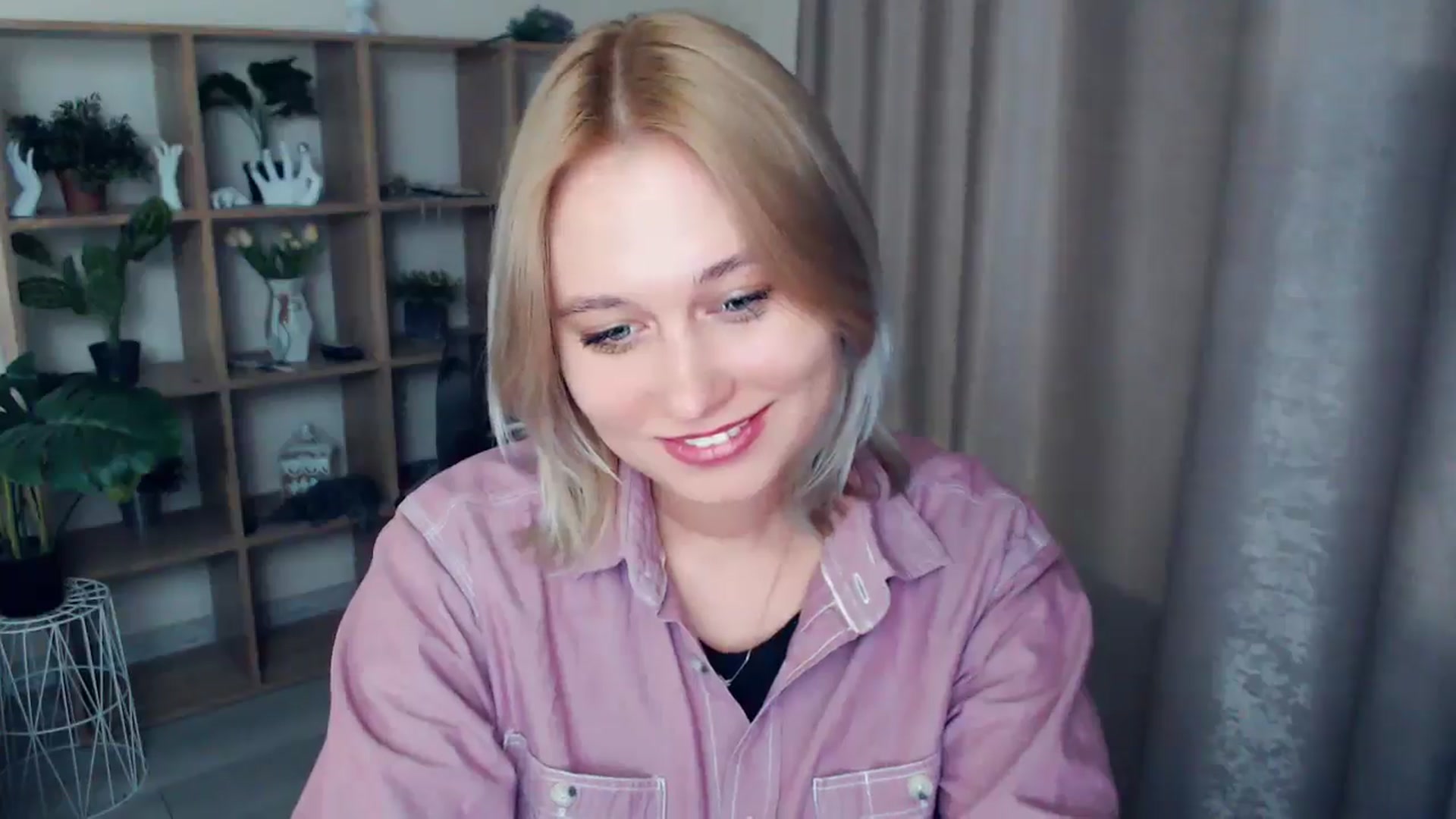 Gallery image thumbnail from Kukla_kolduna's myfreecams stream on, 02/23/2025, 18:50 image 19 of 20