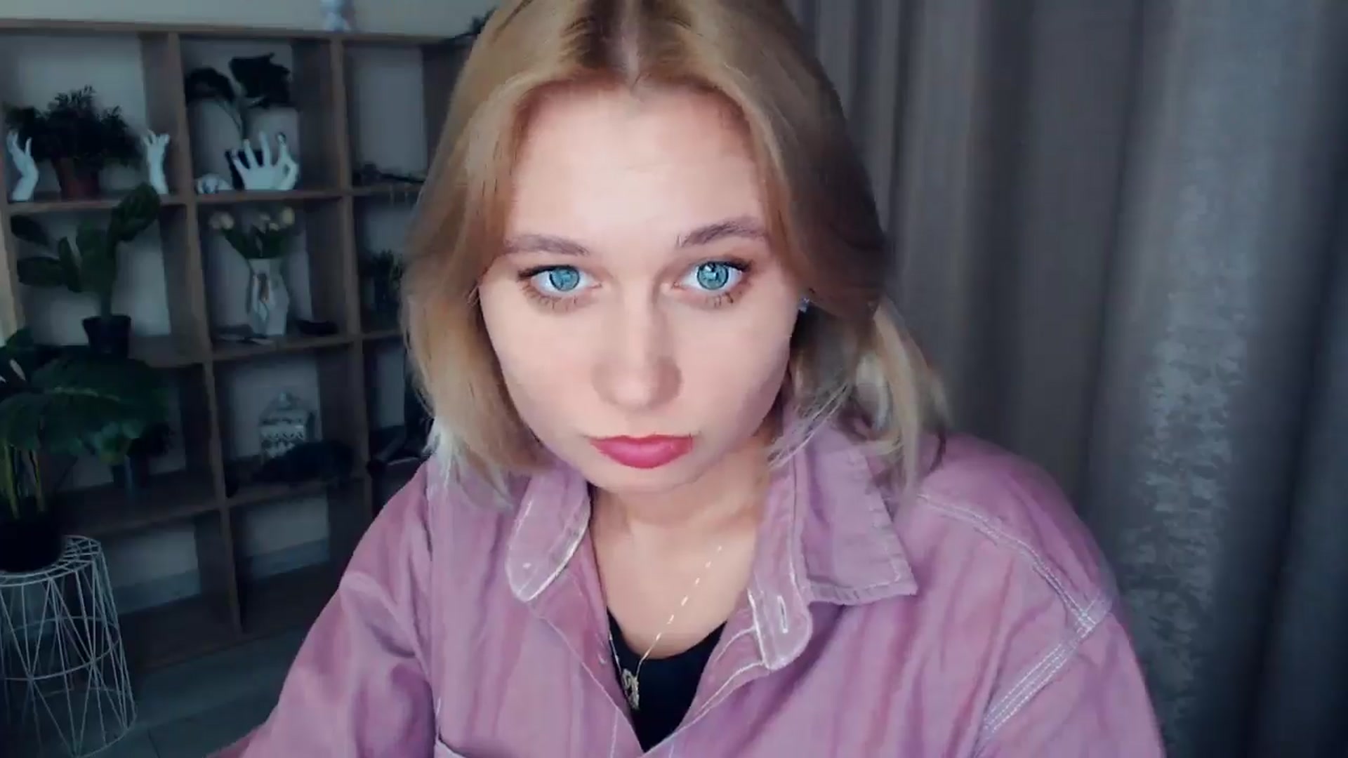 Gallery image thumbnail from Kukla_kolduna's myfreecams stream on, 02/23/2025, 18:50 image 6 of 20