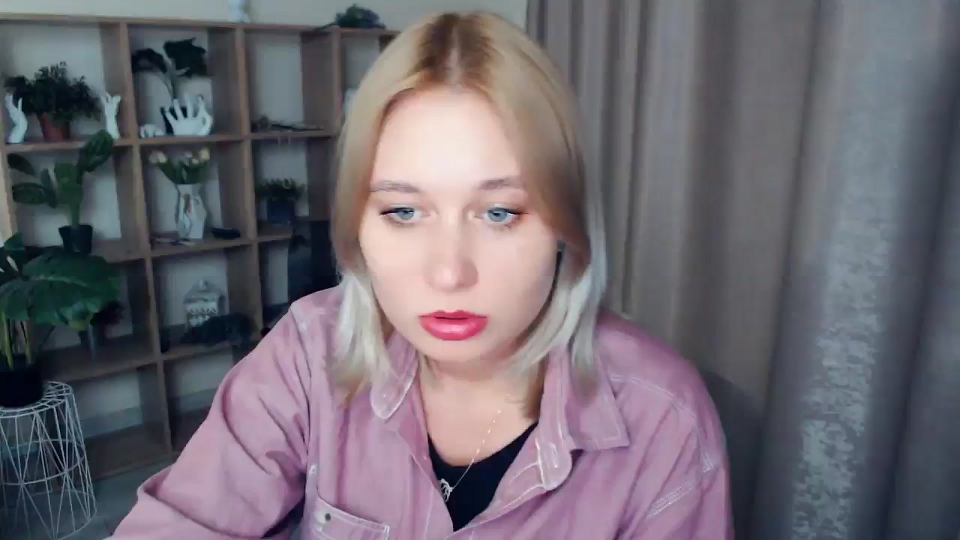 Gallery image thumbnail from Kukla_kolduna's myfreecams stream on, 02/23/2025, 18:50 image 1 of 20