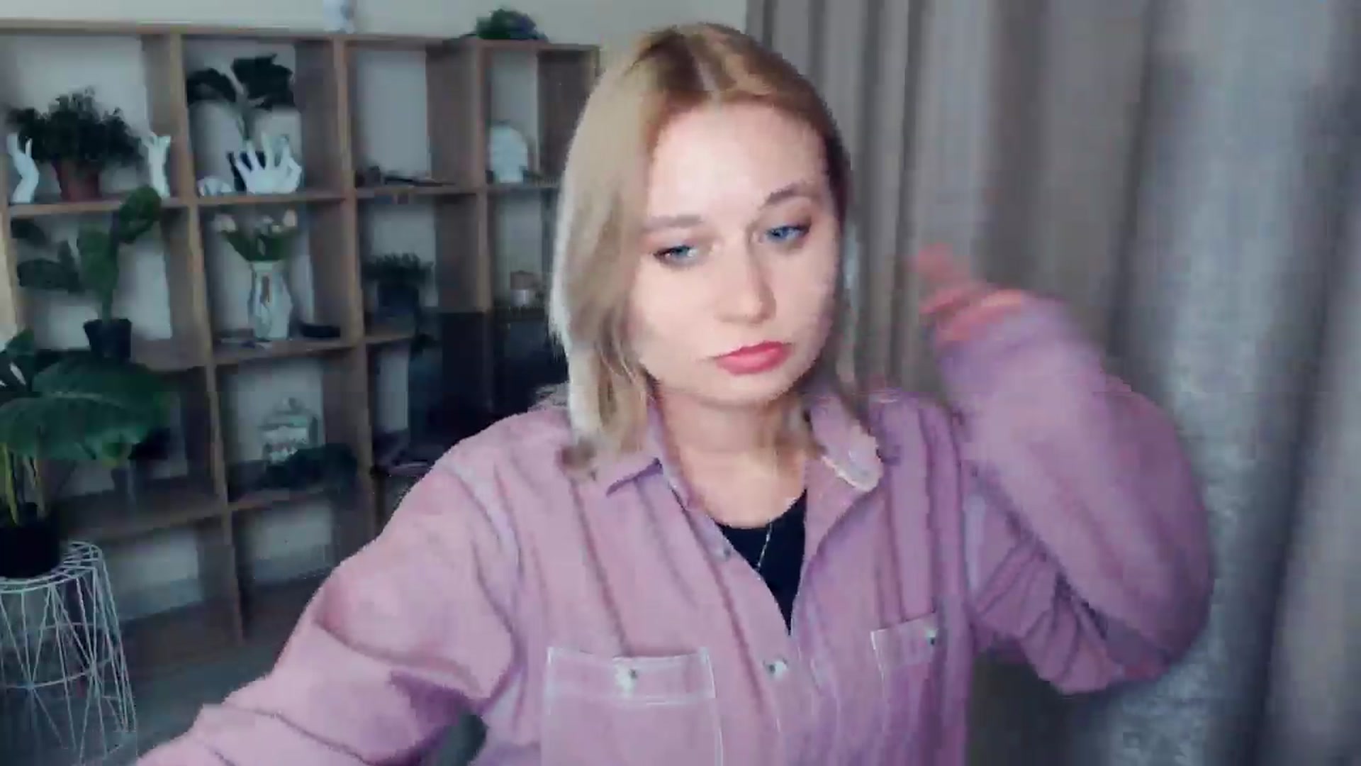 Gallery image thumbnail from Kukla_kolduna's myfreecams stream on, 02/23/2025, 18:50 image 17 of 20
