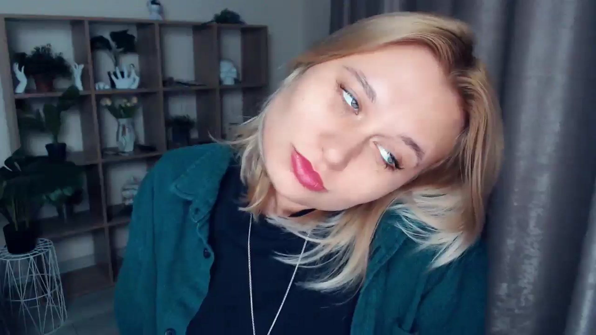 Gallery image thumbnail from Kukla_kolduna's myfreecams stream on, 02/26/2025, 16:45 image 15 of 20
