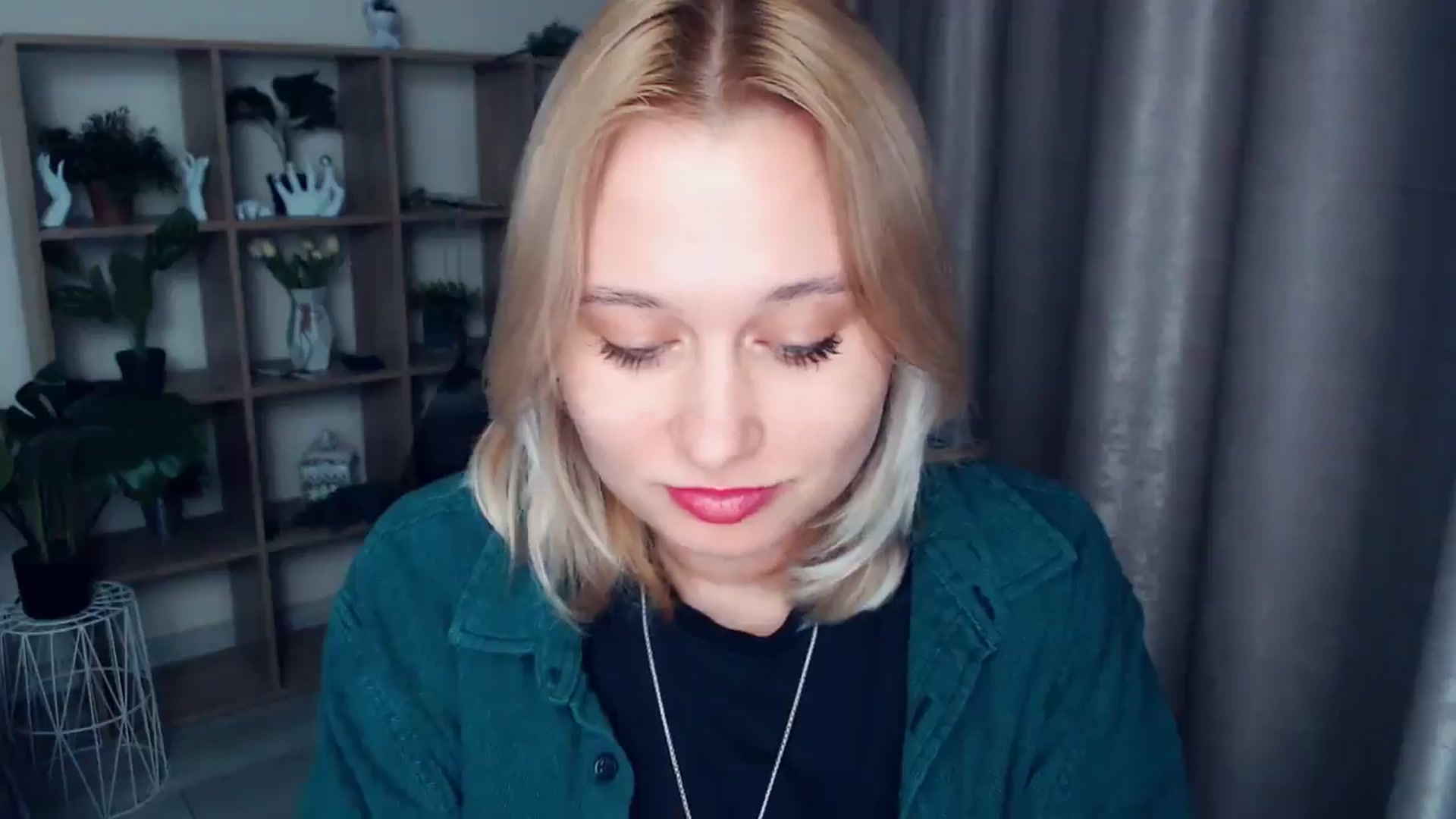 Gallery image thumbnail from Kukla_kolduna's myfreecams stream on, 02/26/2025, 17:40 image 16 of 20