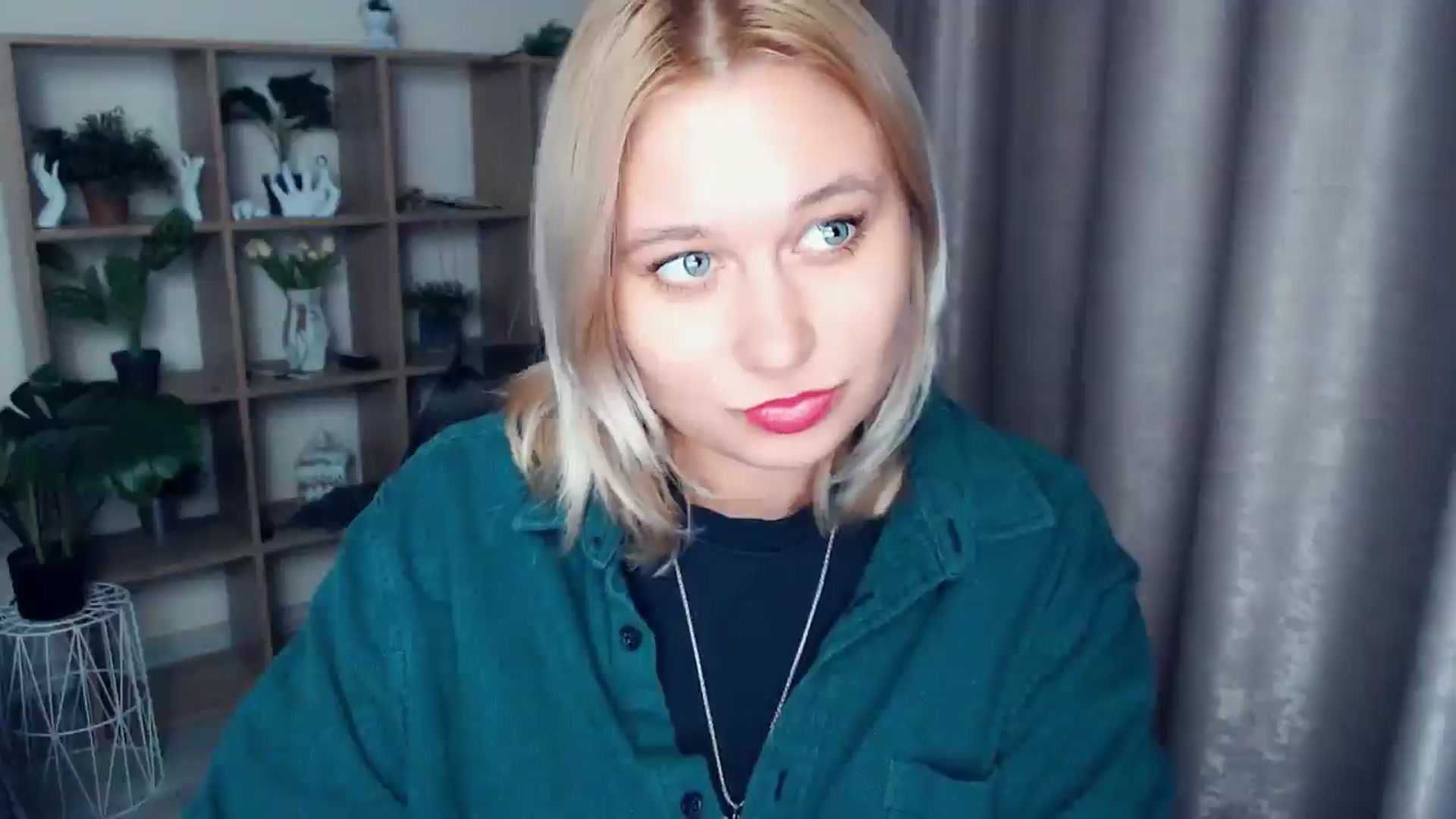 Gallery image thumbnail from Kukla_kolduna's myfreecams stream on, 02/26/2025, 17:40 image 3 of 20