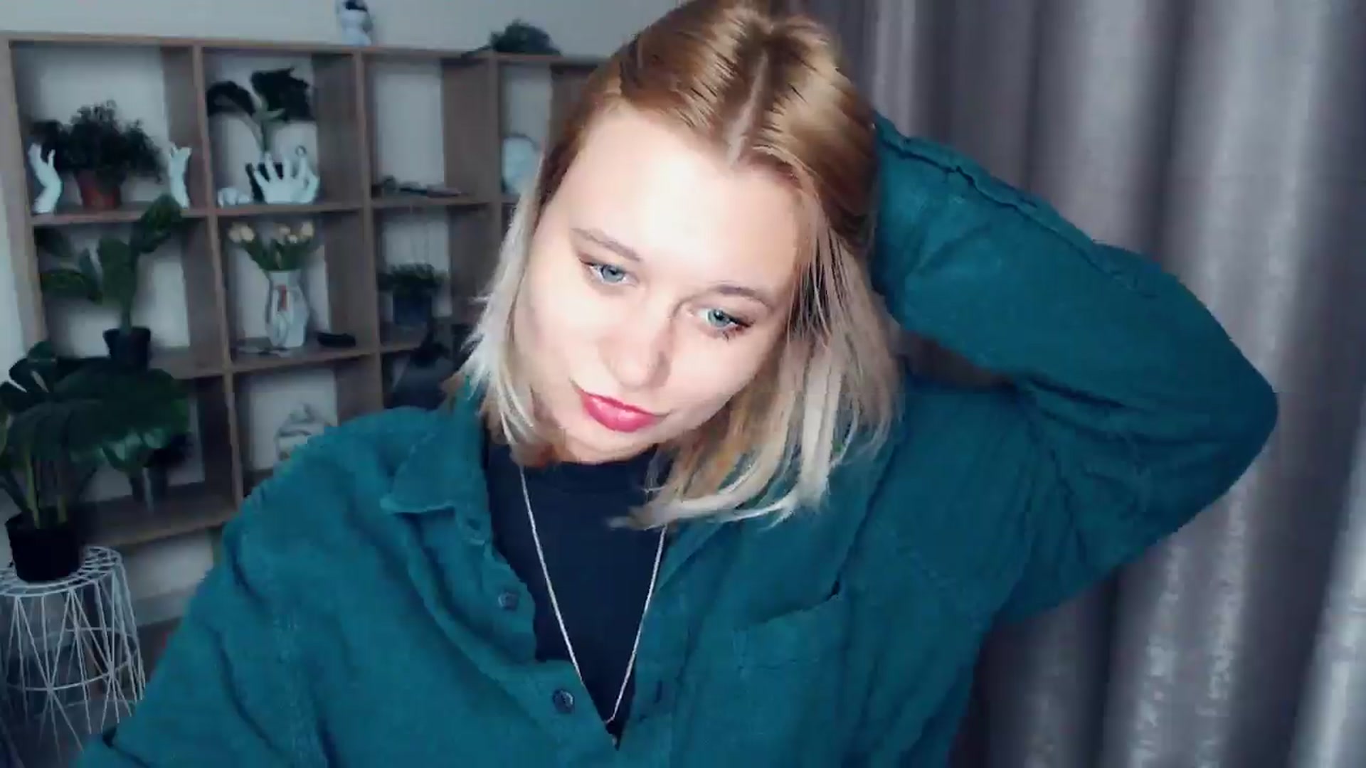 Gallery image thumbnail from Kukla_kolduna's myfreecams stream on, 02/26/2025, 17:40 image 12 of 20