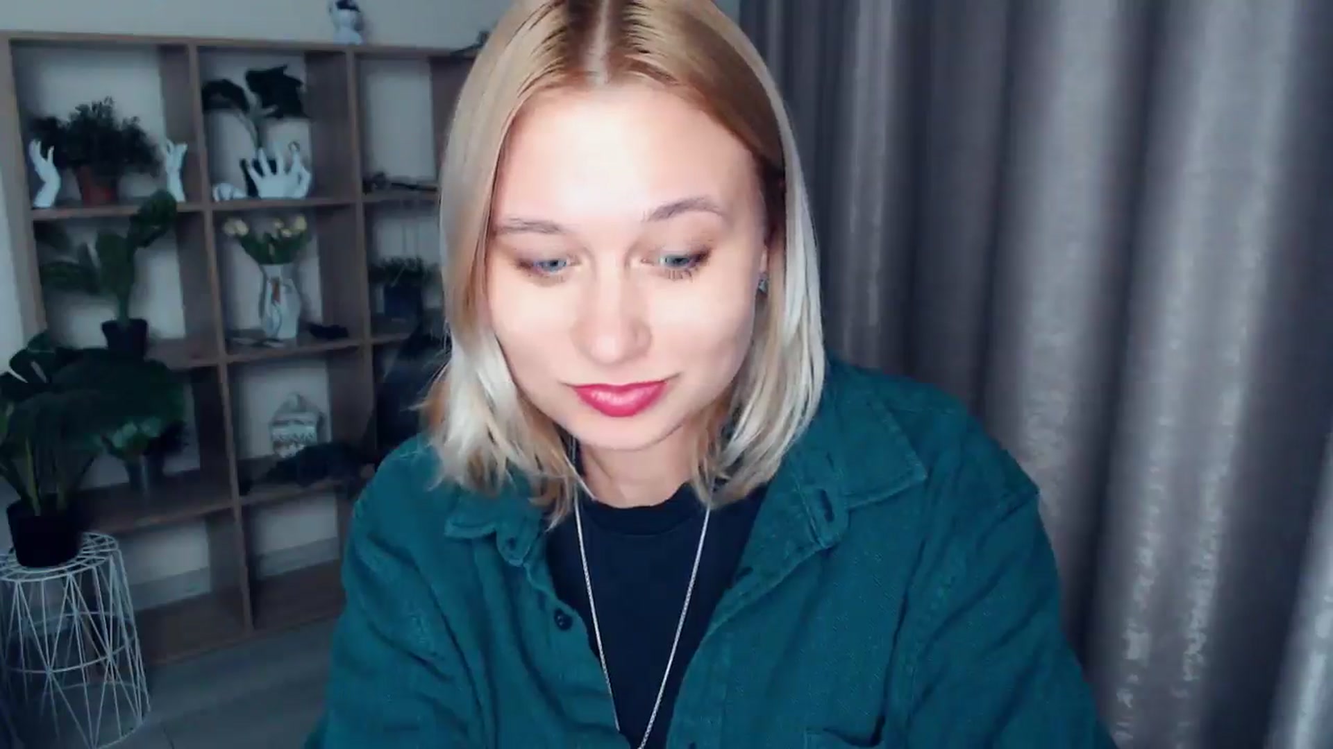 Gallery image thumbnail from Kukla_kolduna's myfreecams stream on, 02/26/2025, 17:40 image 4 of 20
