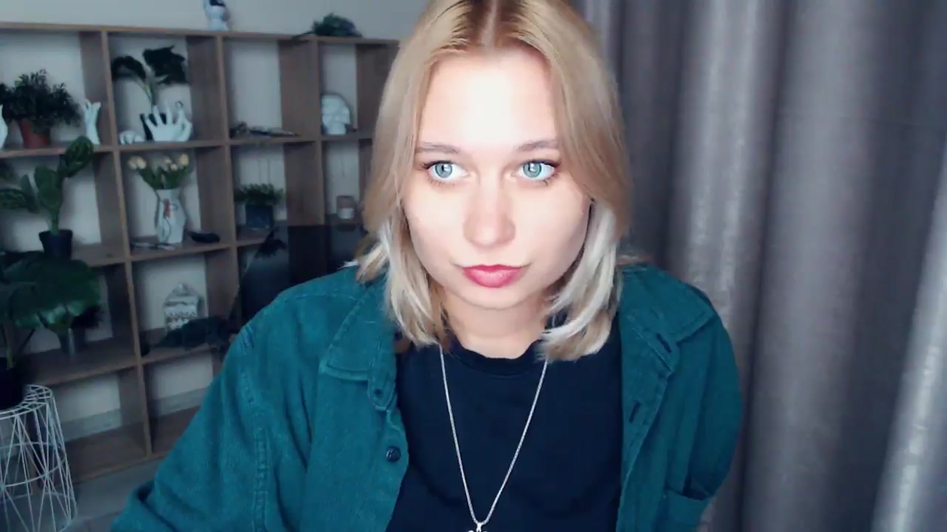 Gallery image thumbnail from Kukla_kolduna's myfreecams stream on, 02/26/2025, 17:40 image 17 of 20