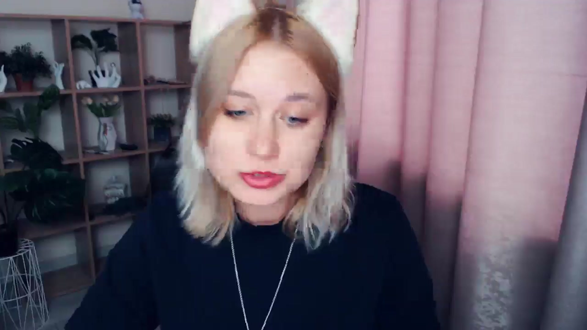 Gallery image thumbnail from Kukla_kolduna's myfreecams stream on, 02/27/2025, 14:20 image 15 of 20