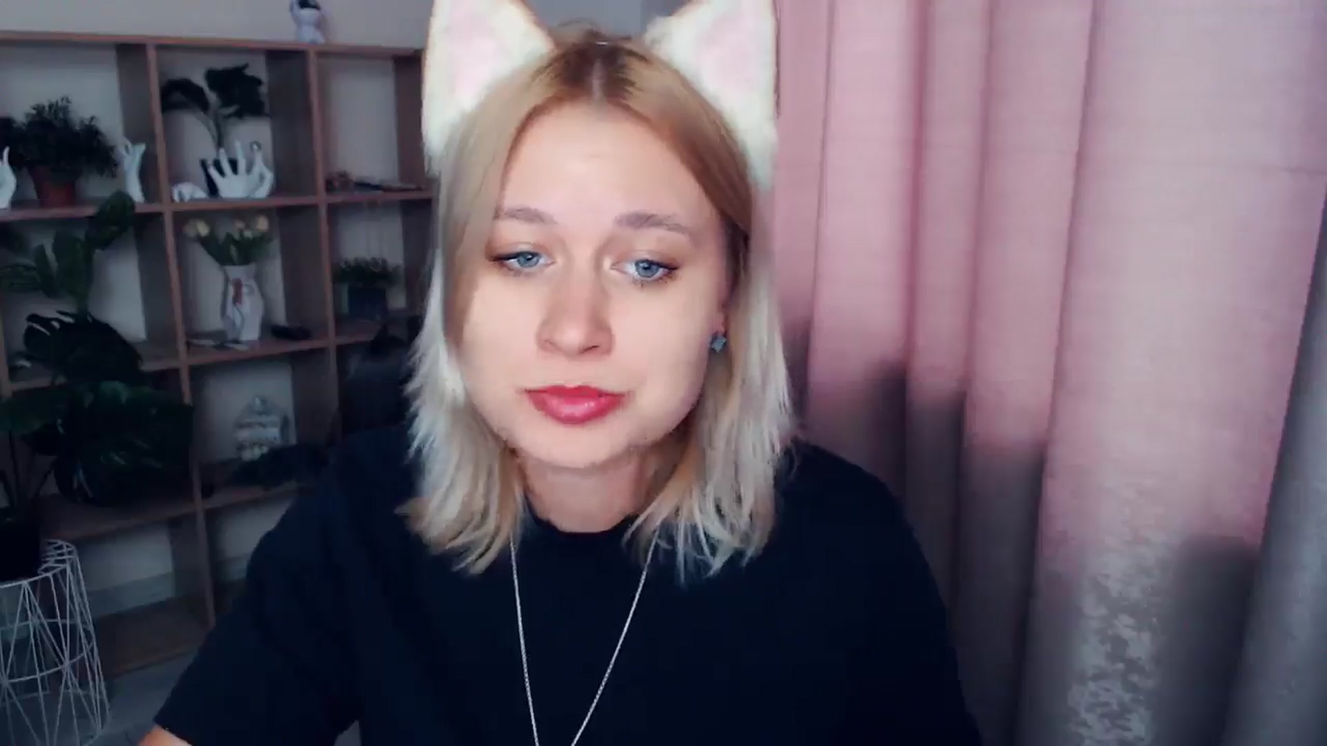 Gallery image thumbnail from Kukla_kolduna's myfreecams stream on, 02/27/2025, 14:20 image 17 of 20