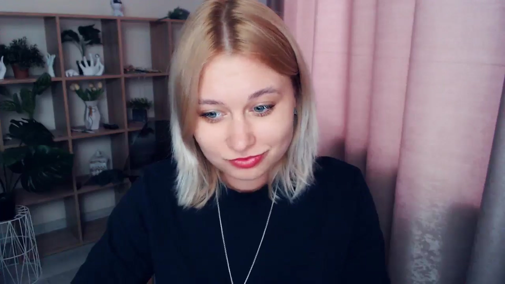 Gallery image thumbnail from Kukla_kolduna's myfreecams stream on, 02/27/2025, 14:20 image 9 of 20