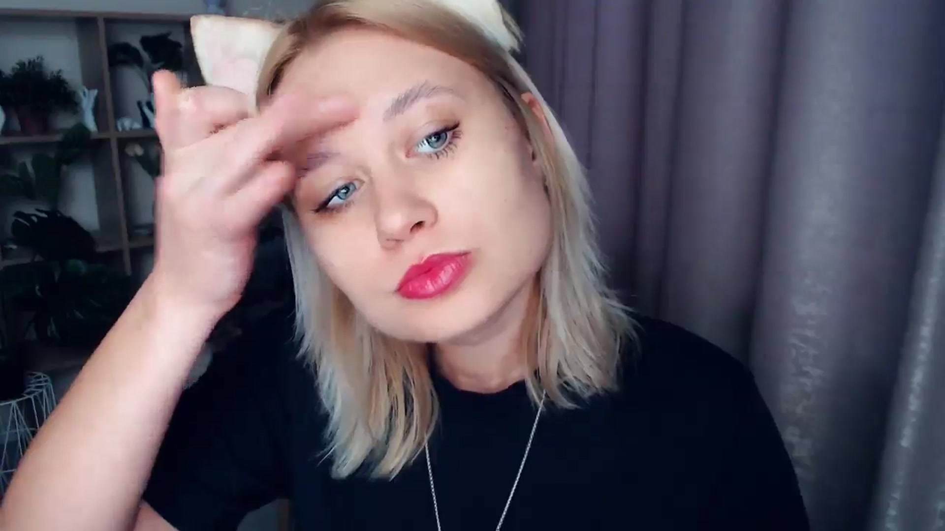 Gallery image thumbnail from Kukla_kolduna's myfreecams stream on, 02/27/2025, 16:23 image 5 of 20