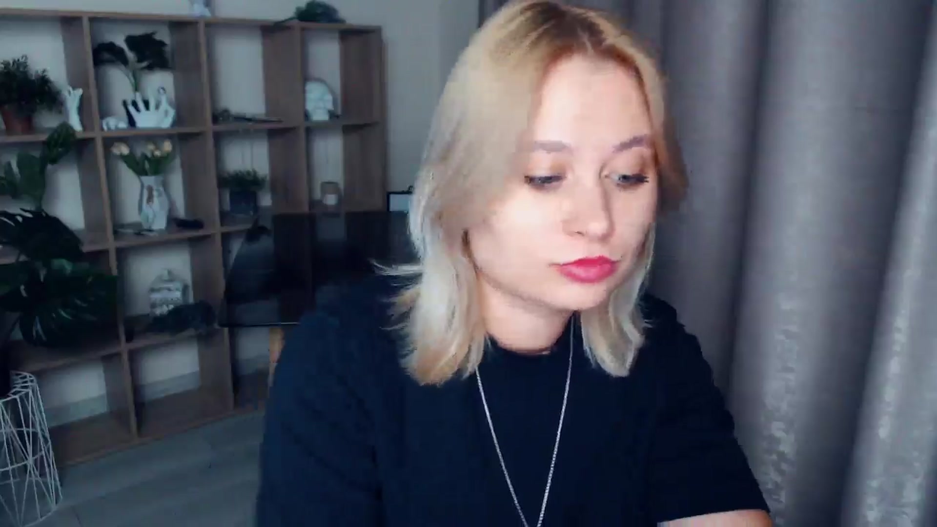 Gallery image thumbnail from Kukla_kolduna's myfreecams stream on, 02/27/2025, 16:23 image 16 of 20