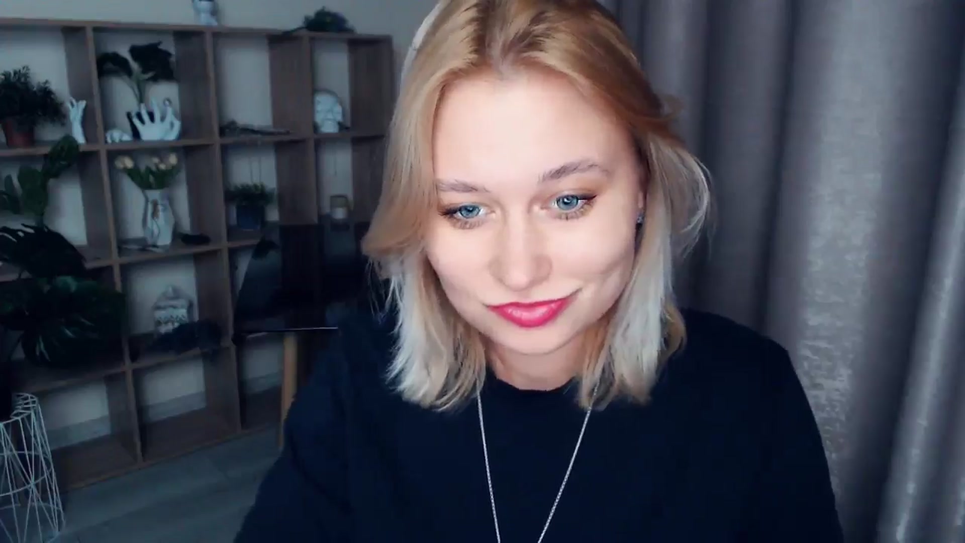 Gallery image thumbnail from Kukla_kolduna's myfreecams stream on, 02/27/2025, 18:15 image 7 of 20