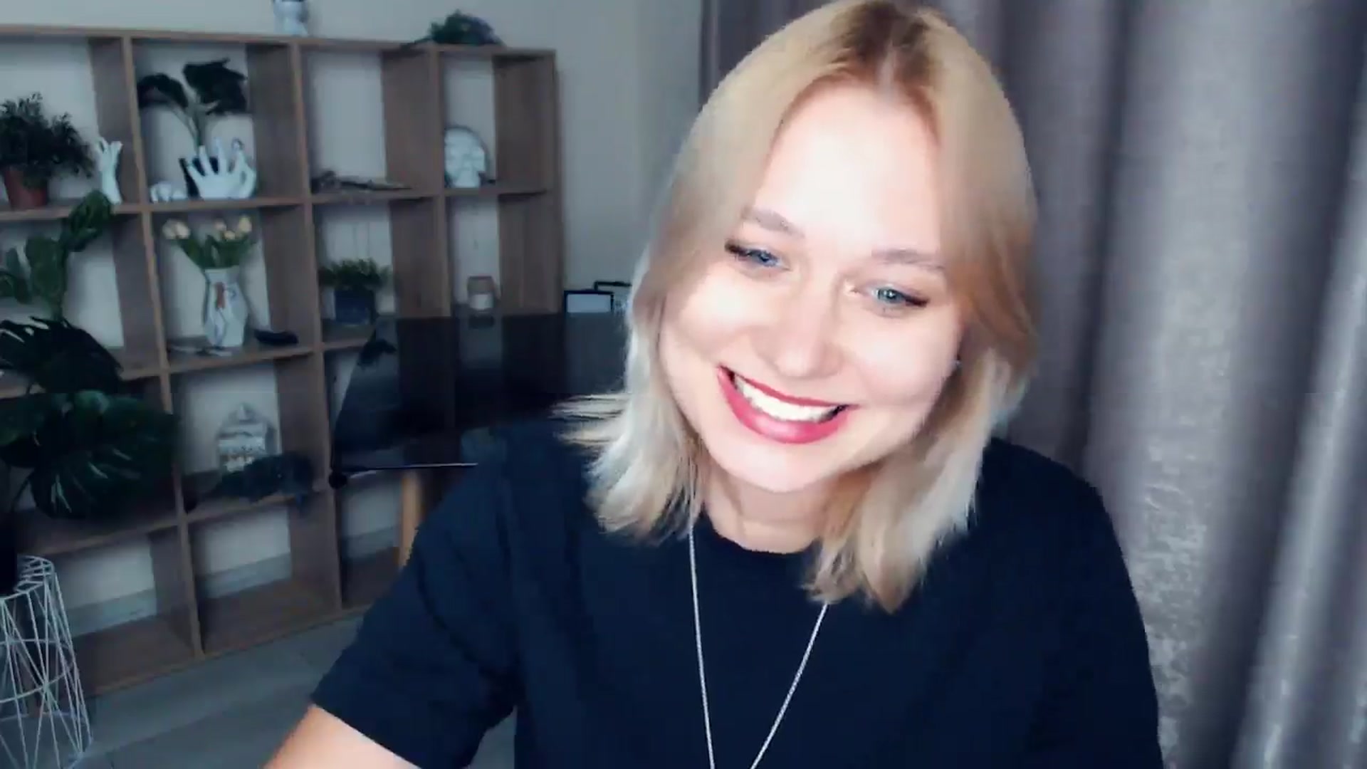 Gallery image thumbnail from Kukla_kolduna's myfreecams stream on, 02/27/2025, 18:15 image 3 of 20