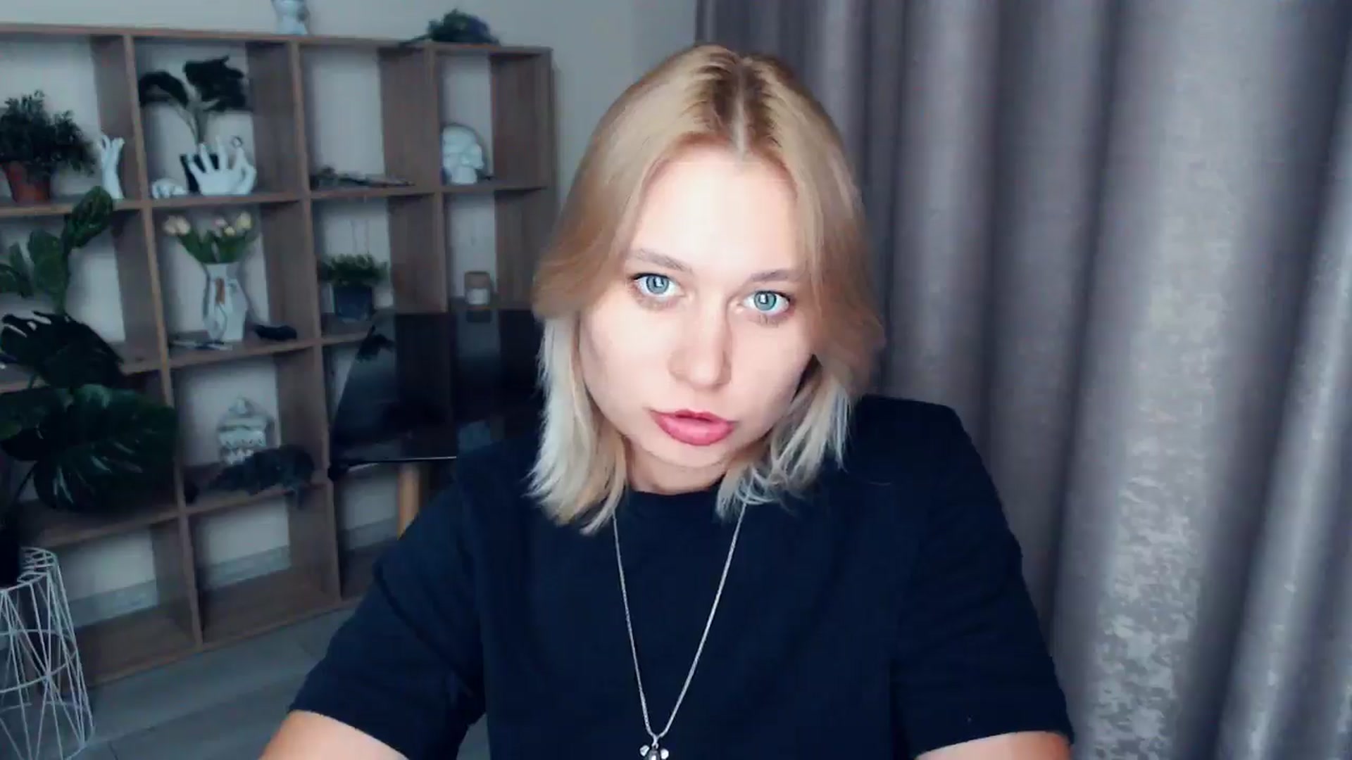 Gallery image thumbnail from Kukla_kolduna's myfreecams stream on, 02/27/2025, 19:05 image 14 of 20