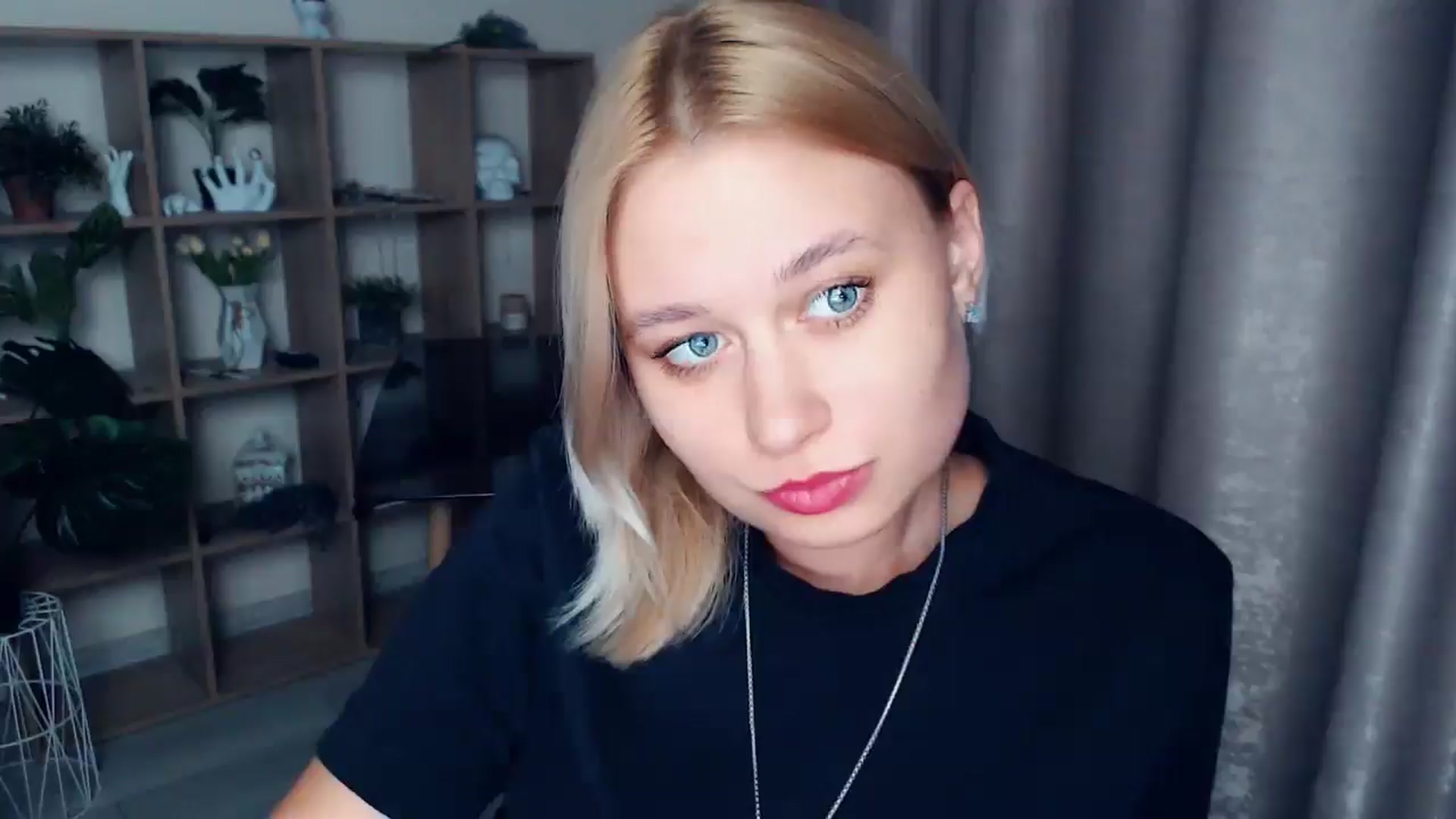 Gallery image thumbnail from Kukla_kolduna's myfreecams stream on, 02/27/2025, 19:05 image 5 of 20