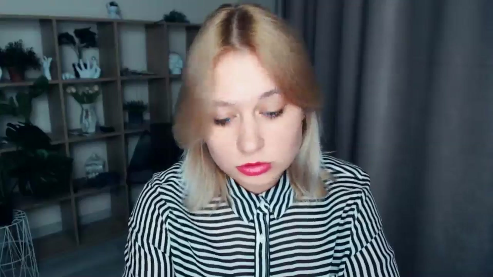 Gallery image thumbnail from Kukla_kolduna's myfreecams stream on, 02/28/2025, 17:23 image 17 of 20