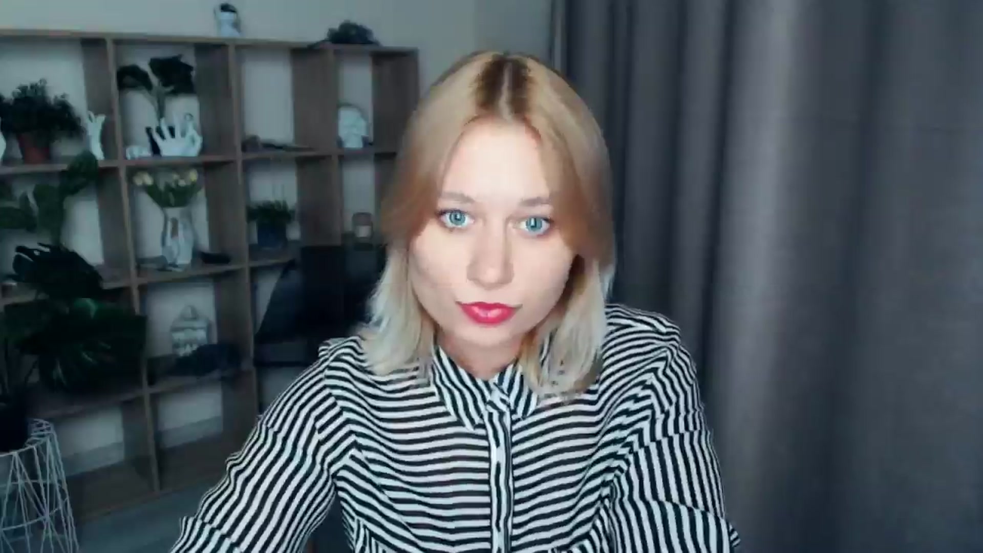 Gallery image thumbnail from Kukla_kolduna's myfreecams stream on, 02/28/2025, 17:23 image 14 of 20