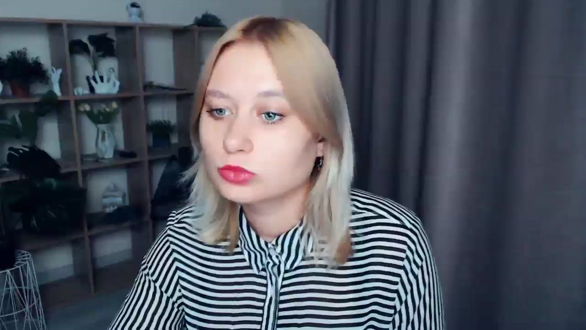 Gallery image thumbnail from Kukla_kolduna's myfreecams stream on, 02/28/2025, 18:06 image 3 of 20