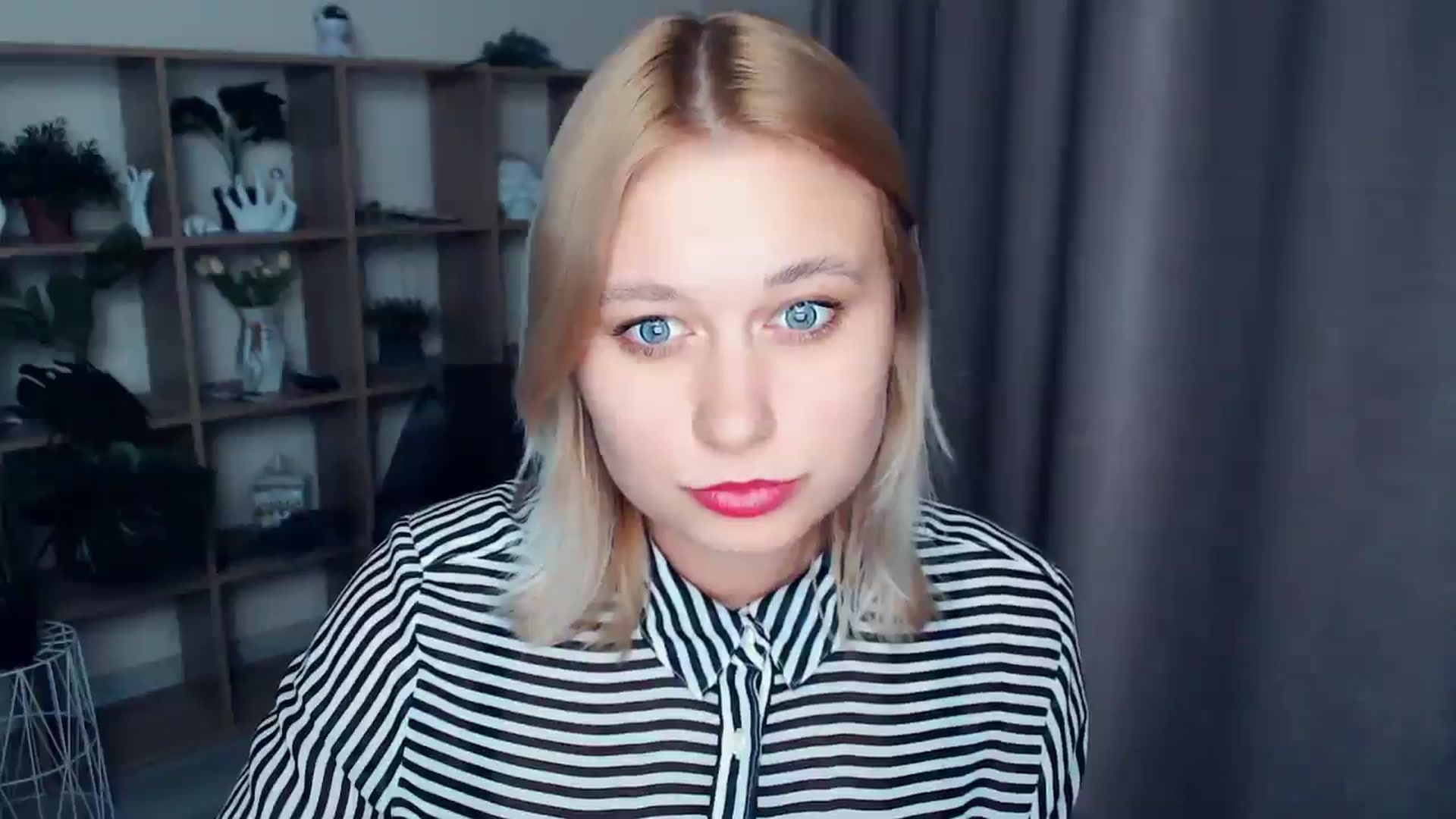 Gallery image thumbnail from Kukla_kolduna's myfreecams stream on, 02/28/2025, 18:06 image 11 of 20