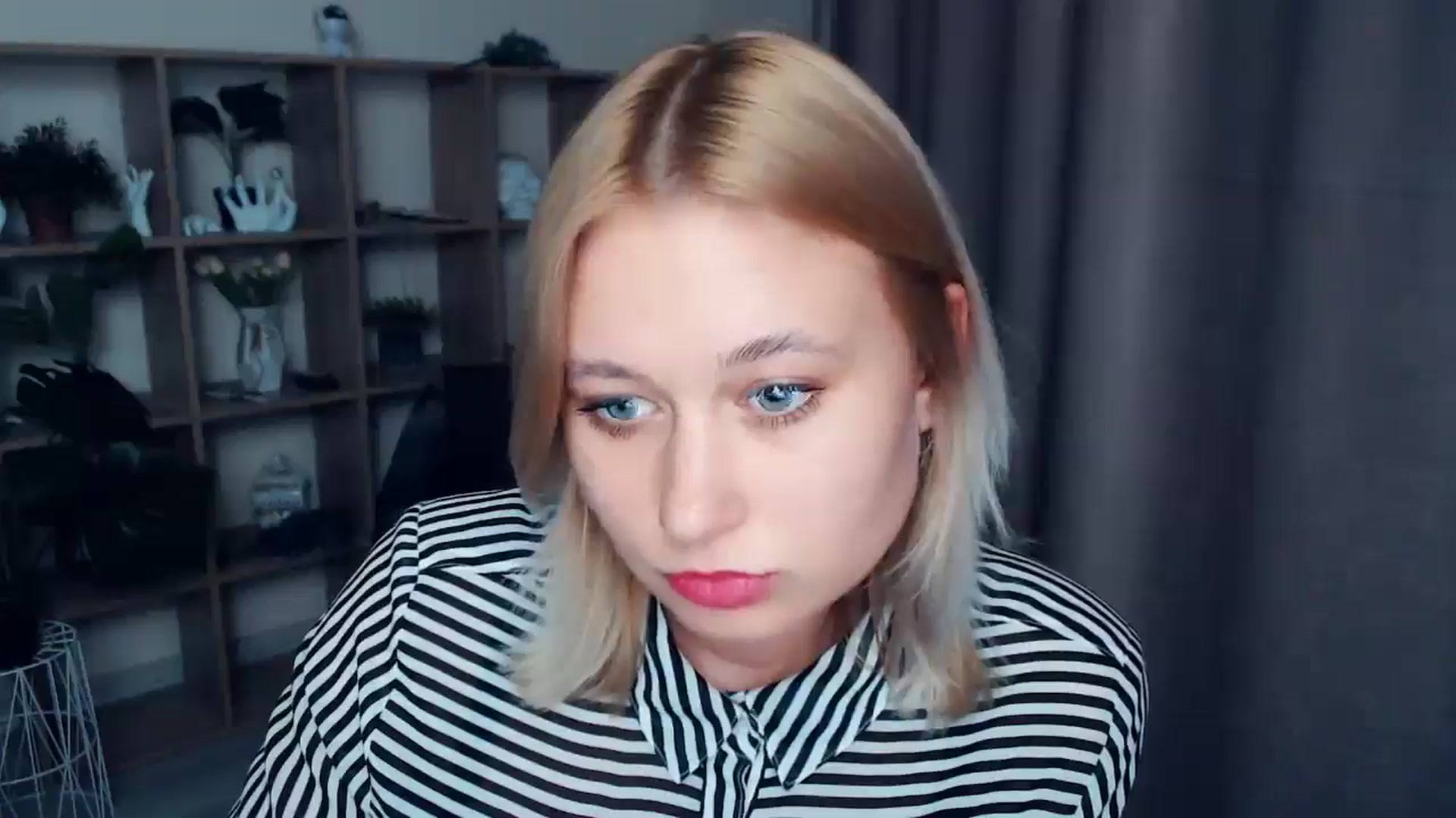 Gallery image thumbnail from Kukla_kolduna's myfreecams stream on, 02/28/2025, 18:06 image 18 of 20
