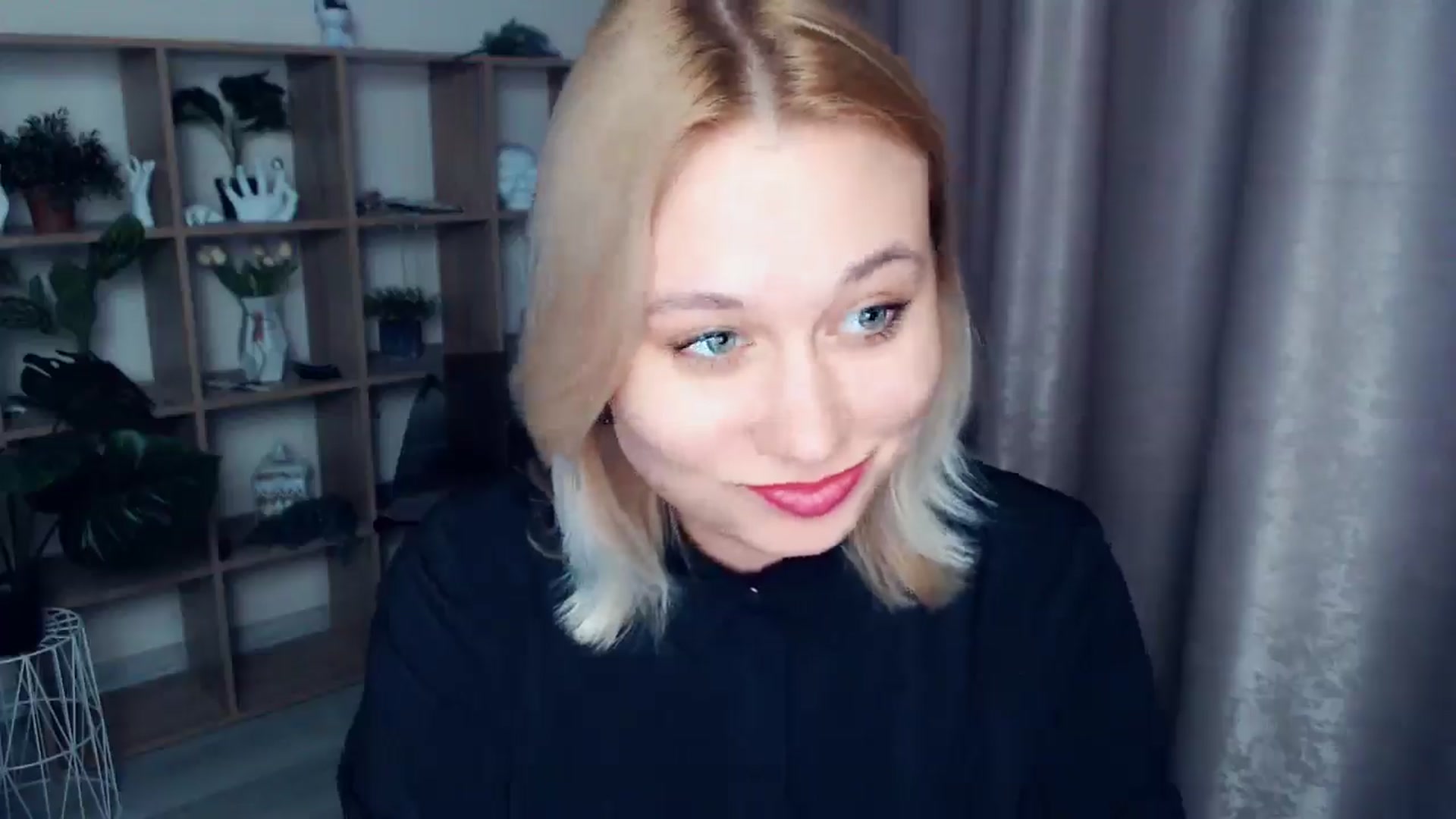 Gallery image thumbnail from Kukla_kolduna's myfreecams stream on, 03/01/2025, 17:03 image 2 of 20